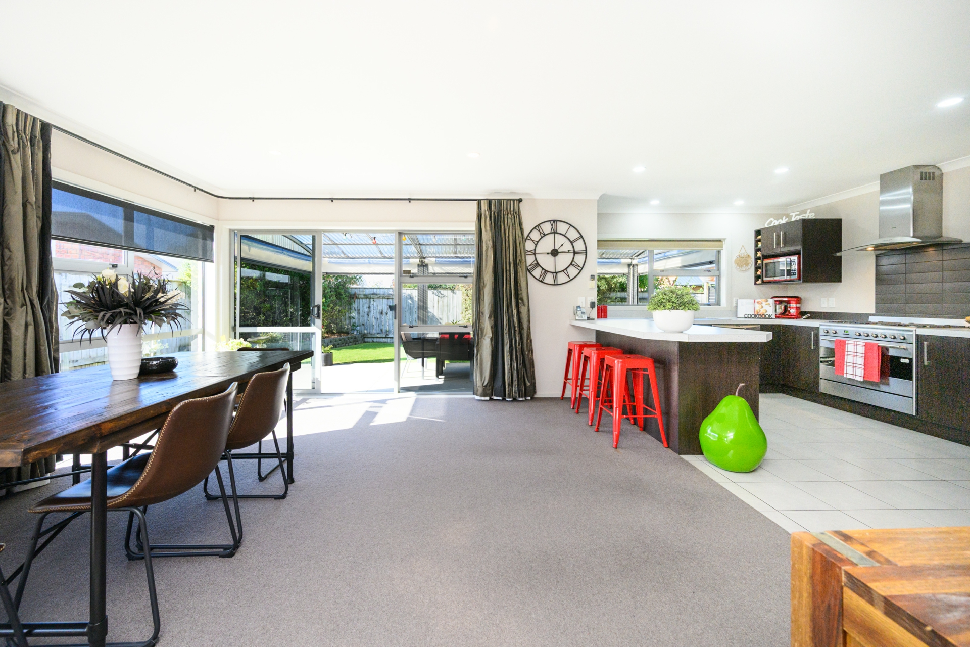 99 Schnell Drive, KELVIN GROVE