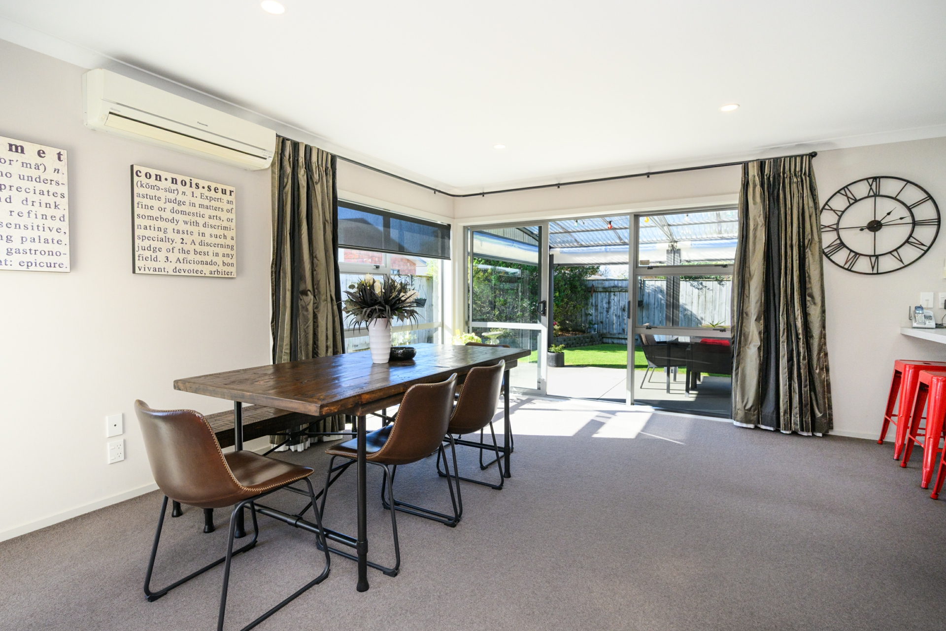 99 Schnell Drive, KELVIN GROVE