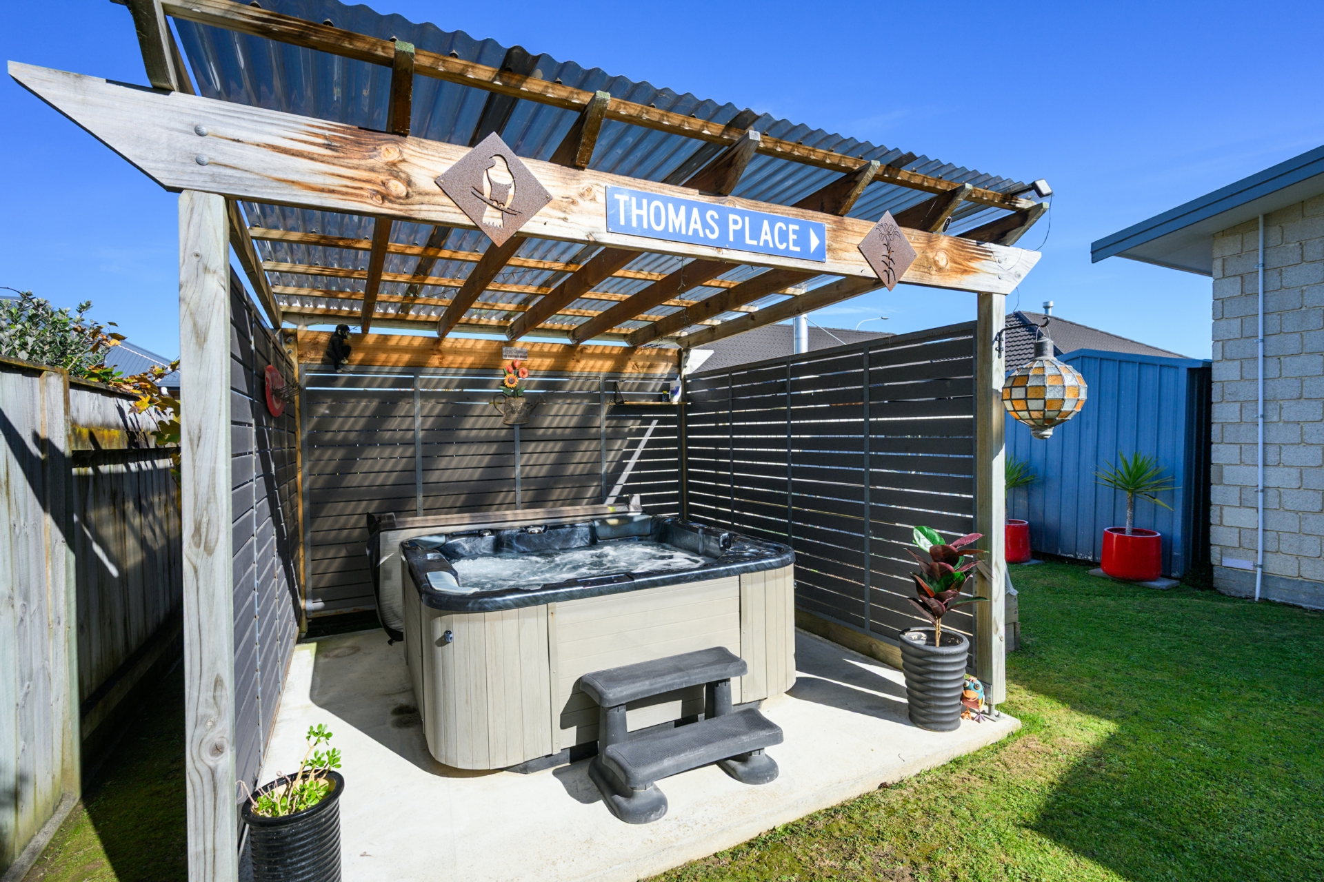 99 Schnell Drive, KELVIN GROVE