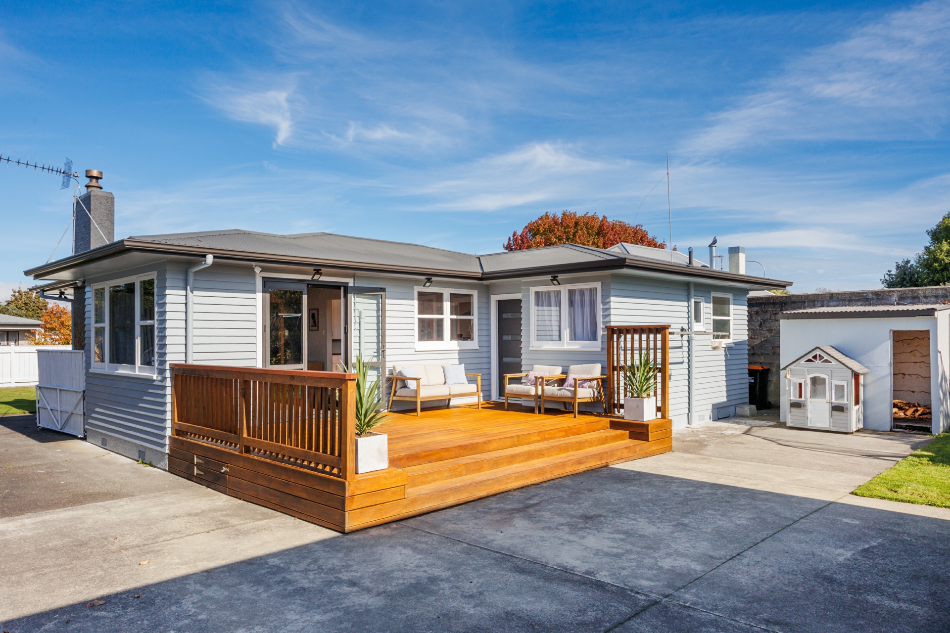 7 Liverpool Street, TAKARO