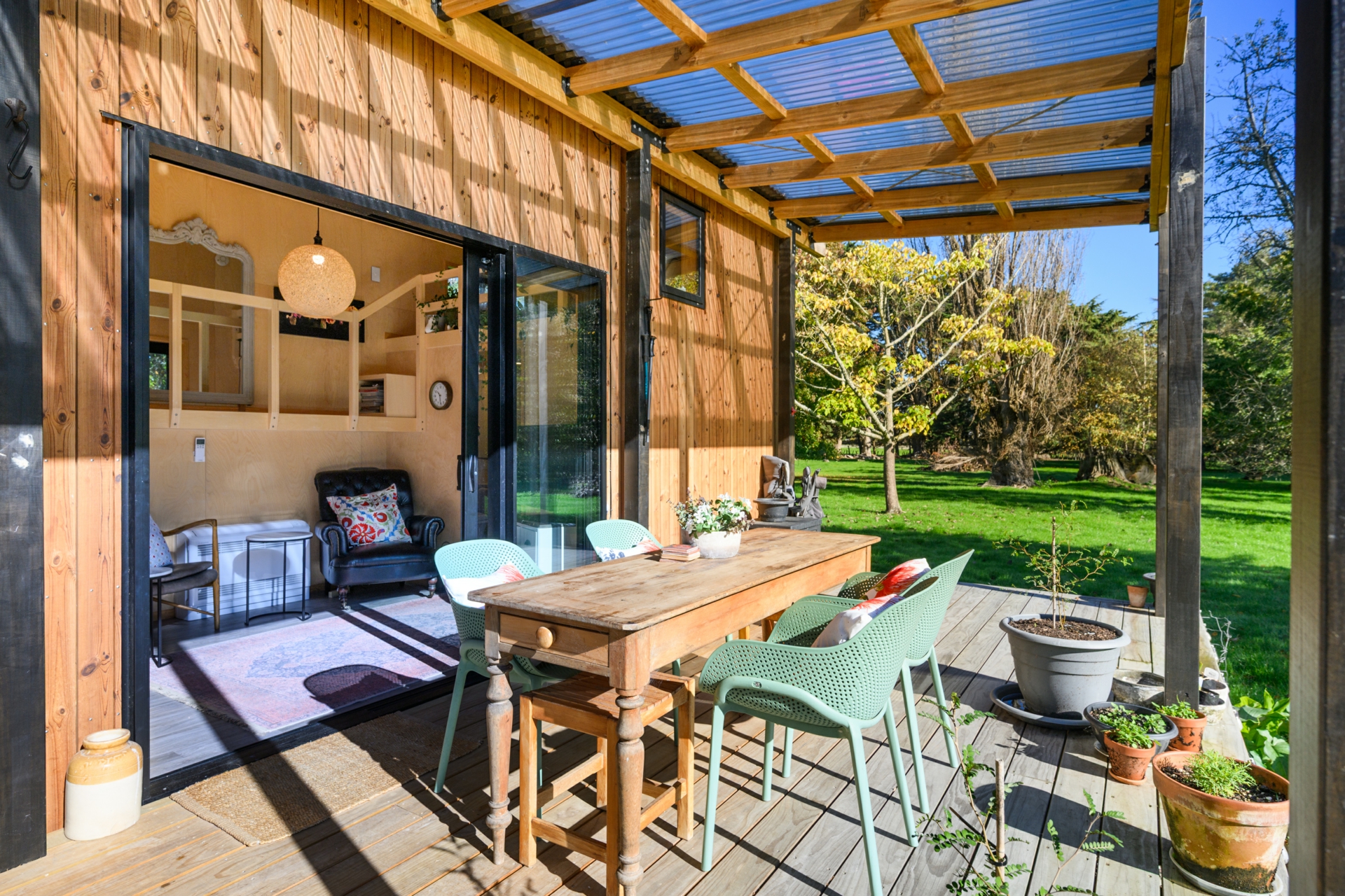 00 Napier Road, WHAKARONGO