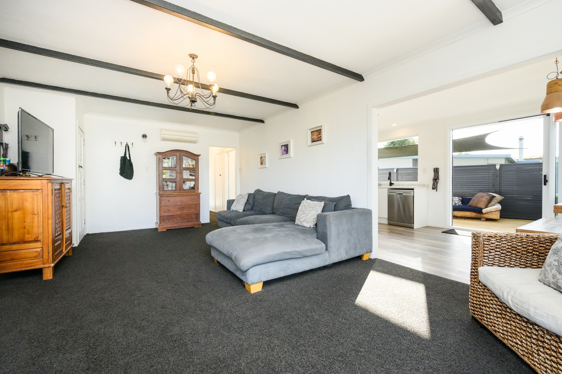 11 Juliana Place, AWAPUNI