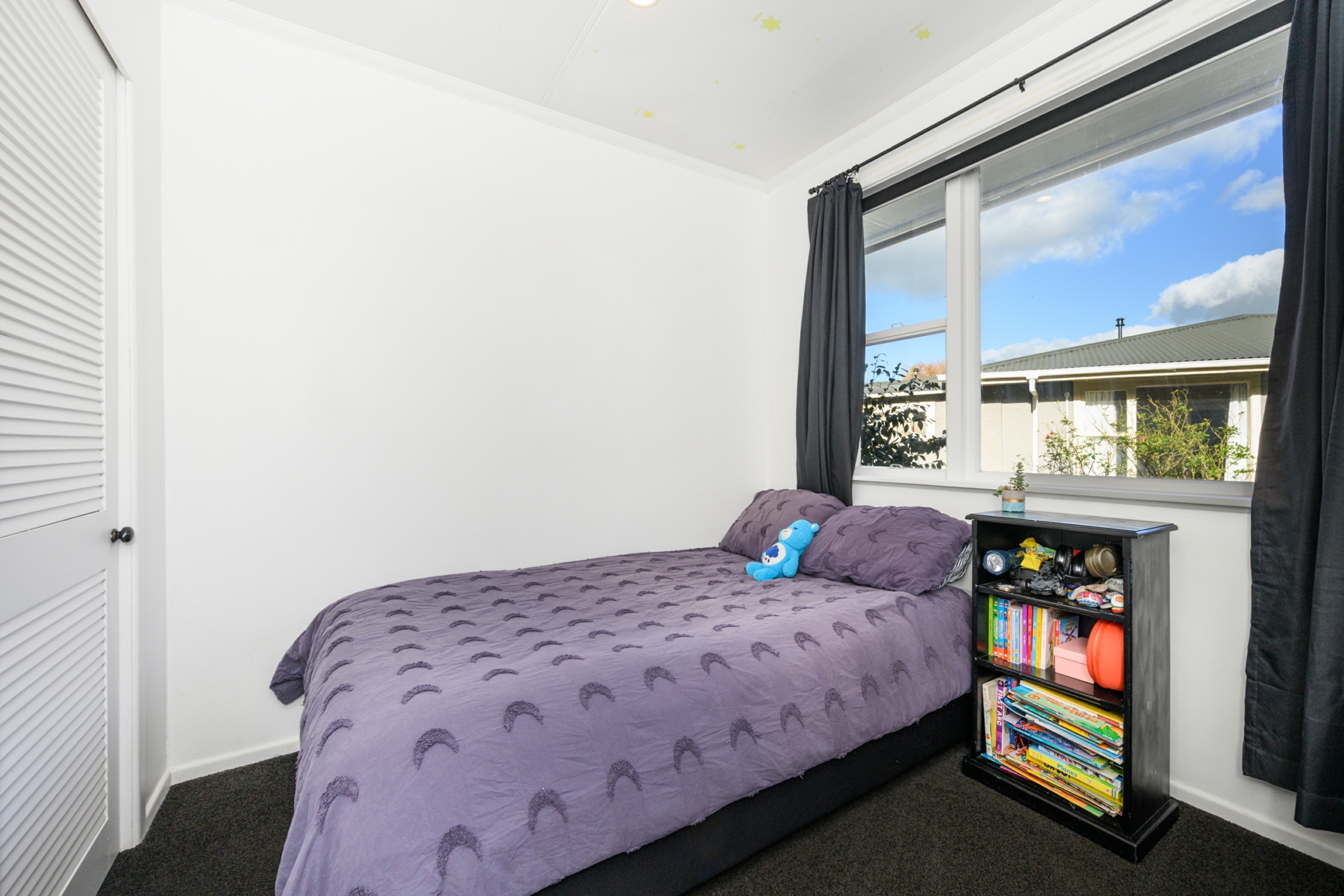 11 Juliana Place, AWAPUNI