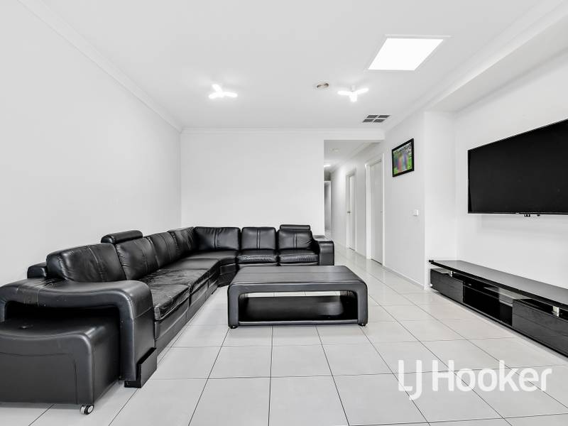 18 Portrait Place, CLYDE NORTH