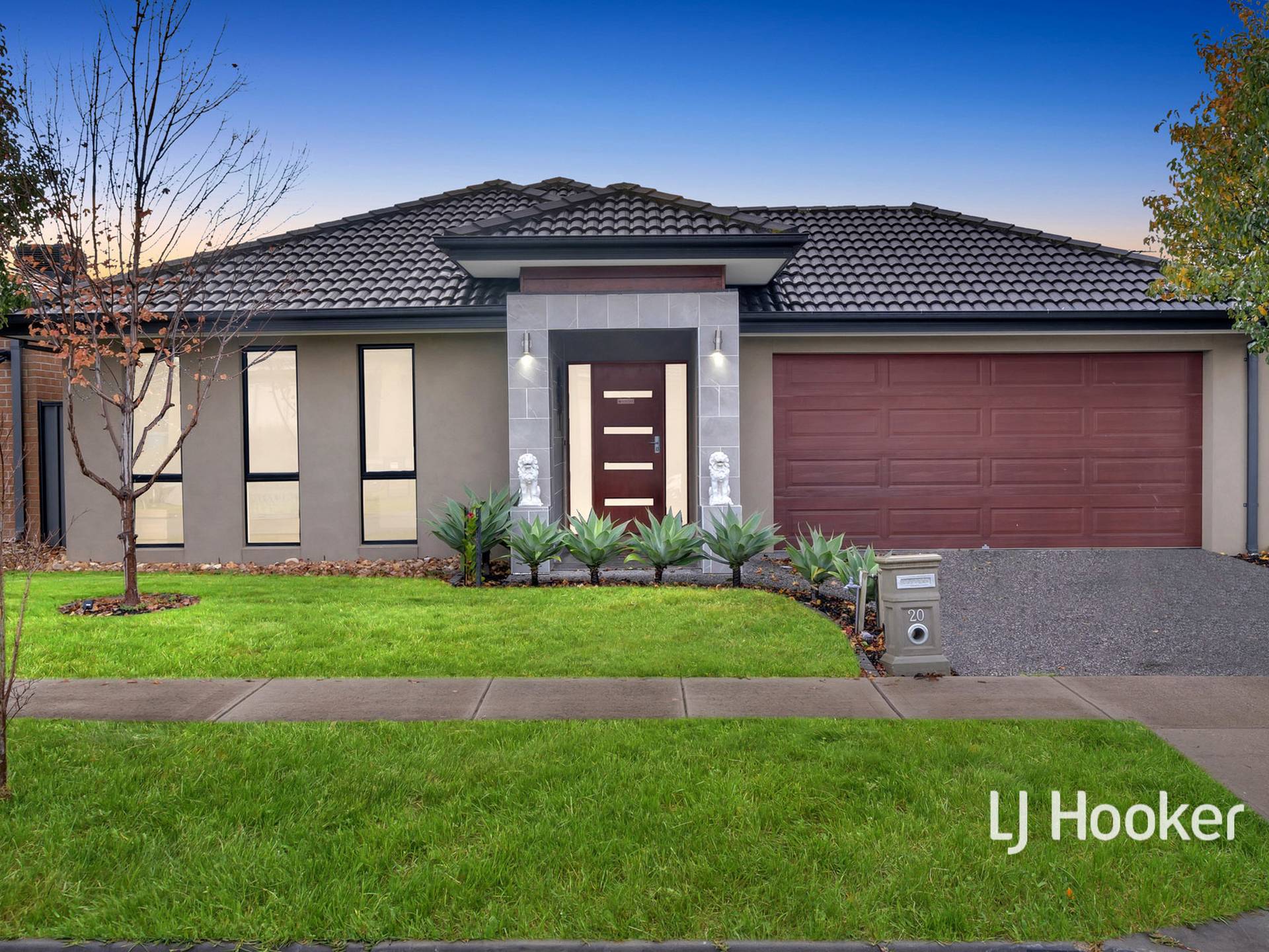 20 Connewara Crescent, Clyde North