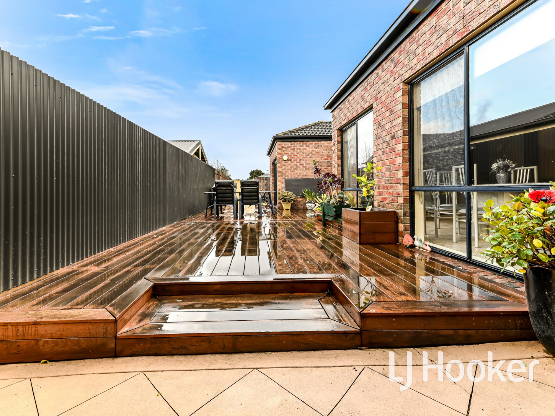 12 Park City Drive, LYNBROOK