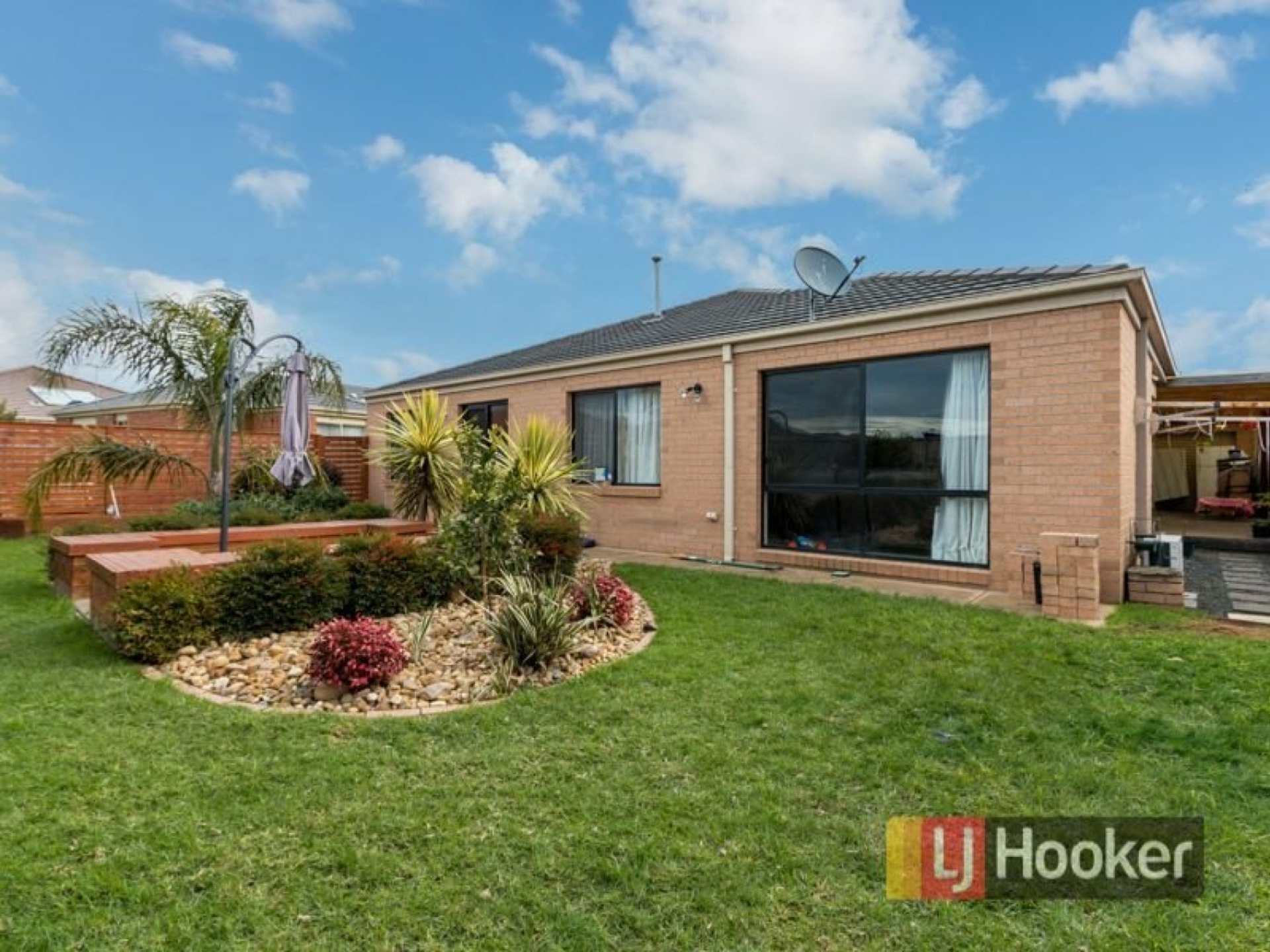 6 Flametree Circuit, CRANBOURNE