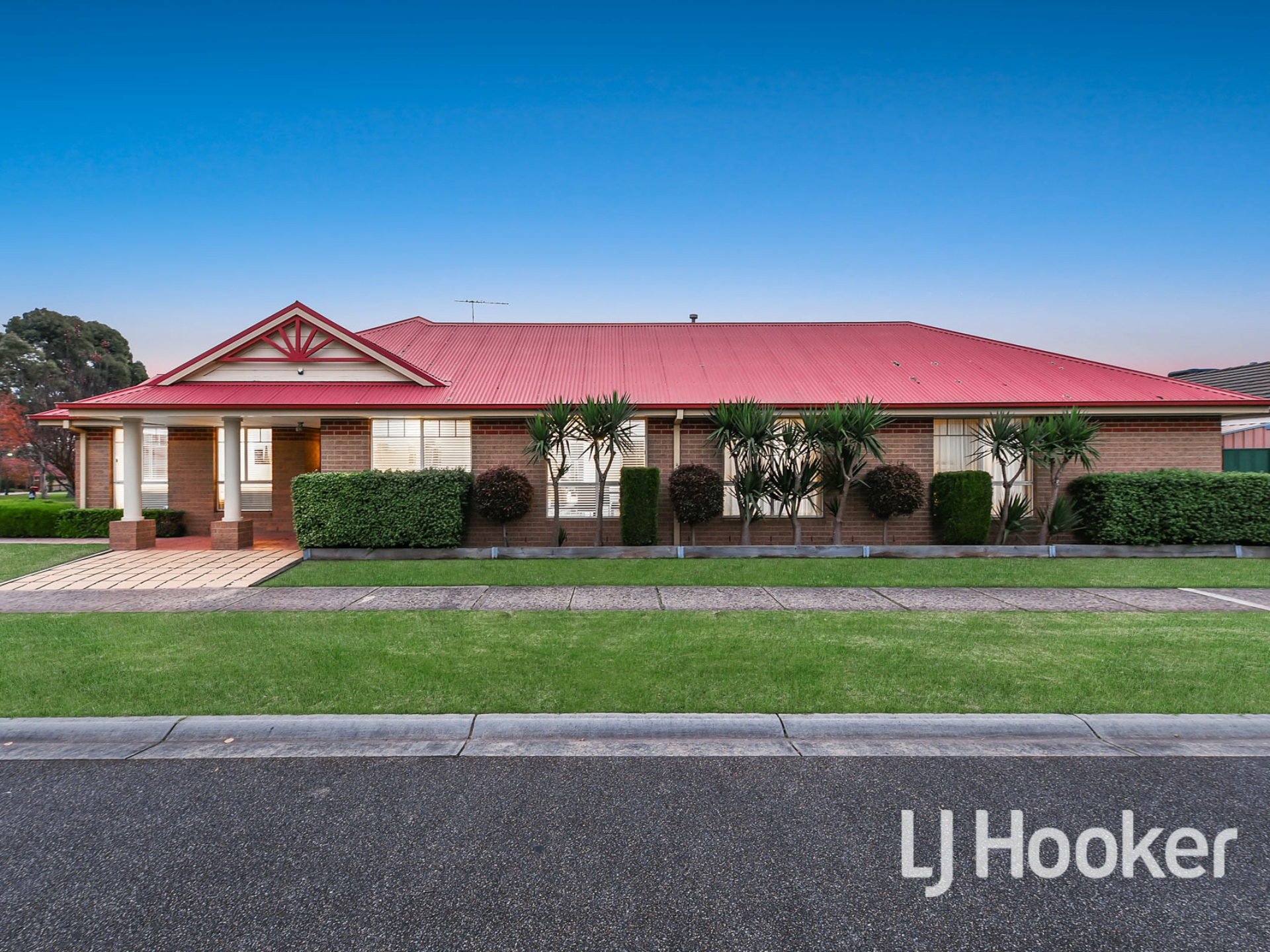45 Harrington Drive Narre Warren South VIC