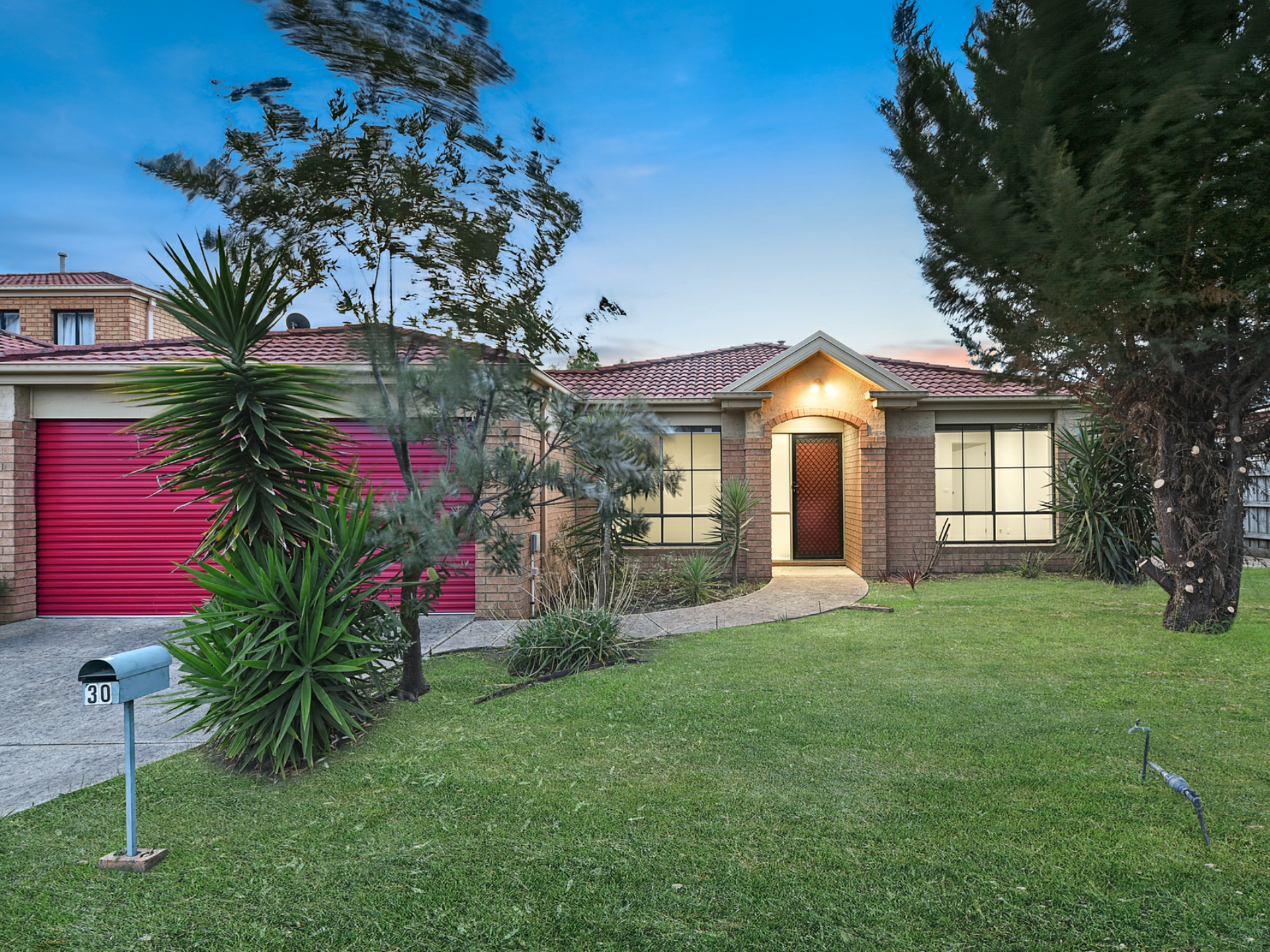 30 Central Park Way, CRANBOURNE WEST
