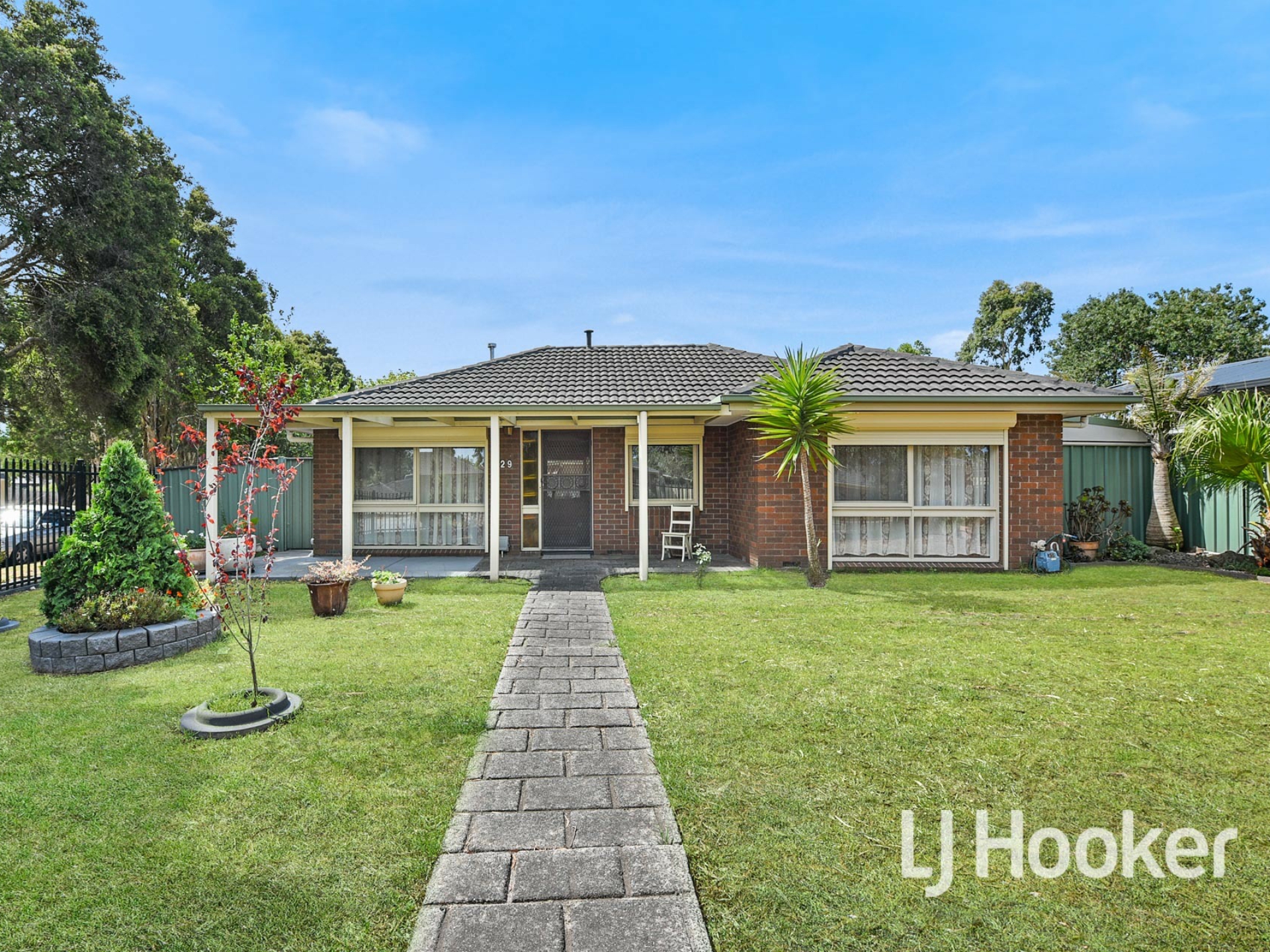 29 Endeavour Drive Cranbourne North VIC