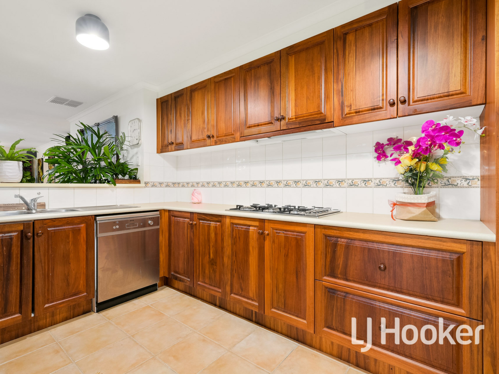 20 Caversham Terrace, LYNBROOK