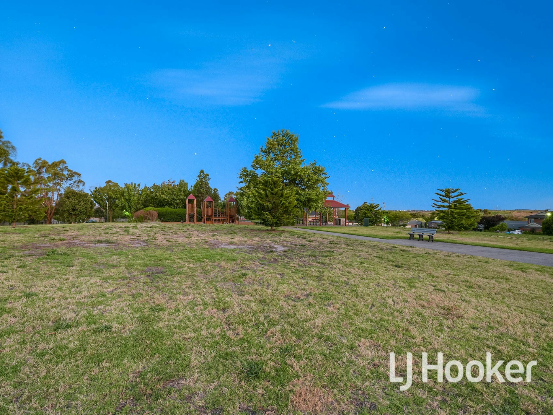 20 Caversham Terrace, LYNBROOK