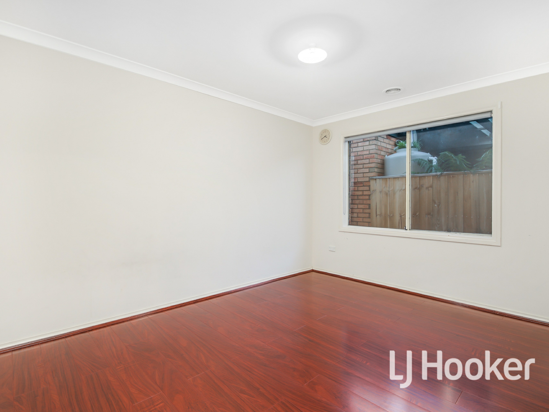 27 Kingston Avenue, NARRE WARREN SOUTH