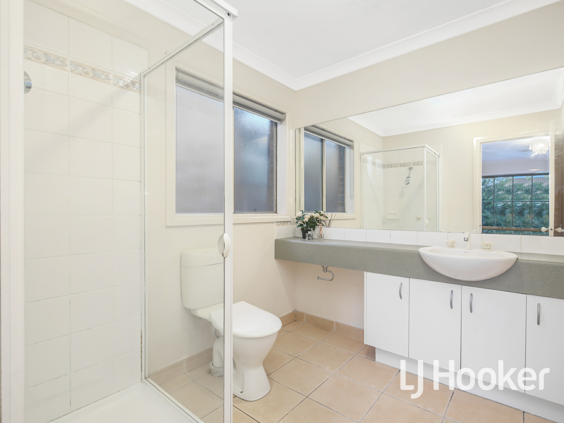 27 Kingston Avenue, NARRE WARREN SOUTH