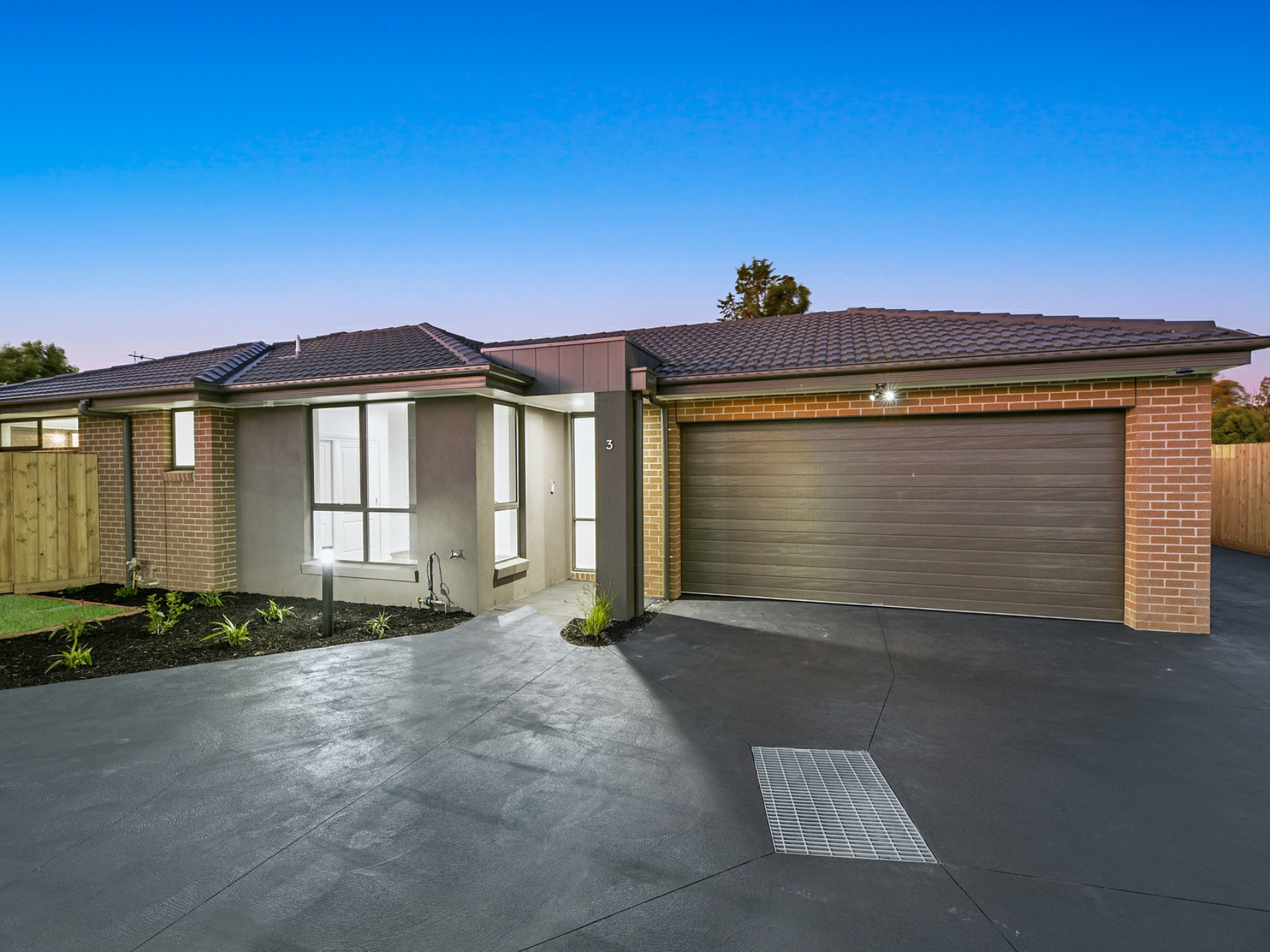 3/108 Endeavour Drive, Cranbourne North