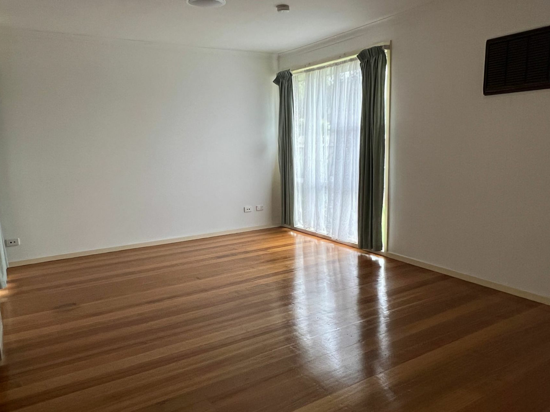 135 Somerville Road, HAMPTON PARK