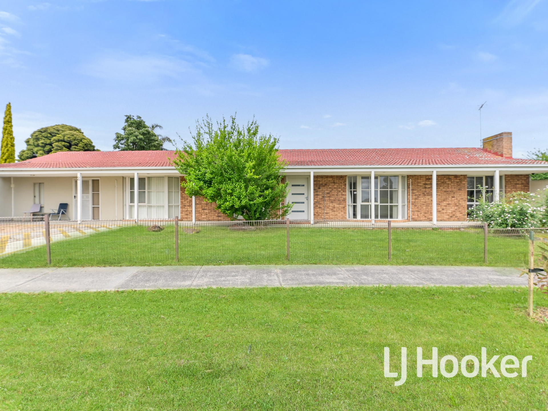 2 Springfield Drive, NARRE WARREN