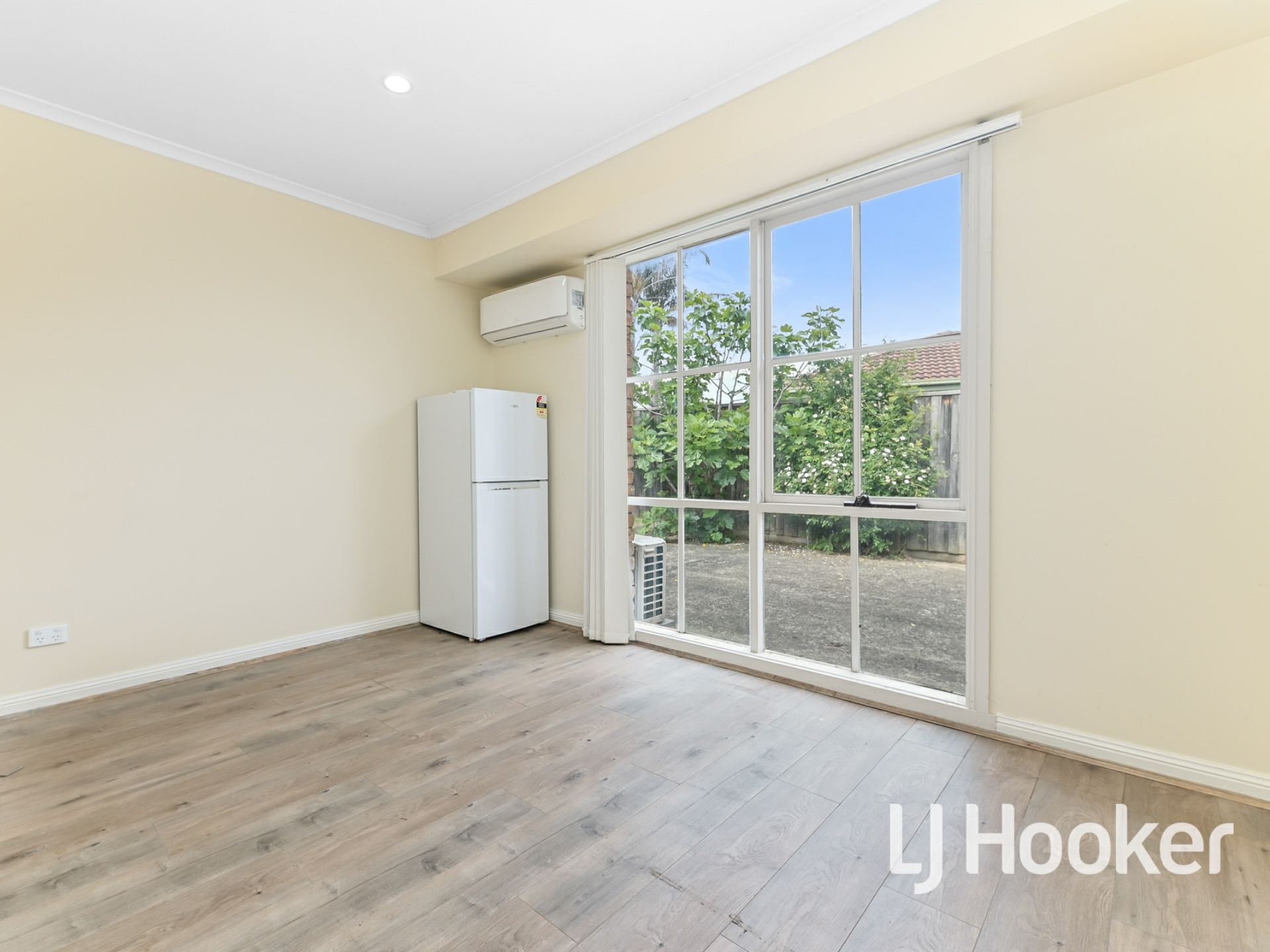 2 Springfield Drive, NARRE WARREN