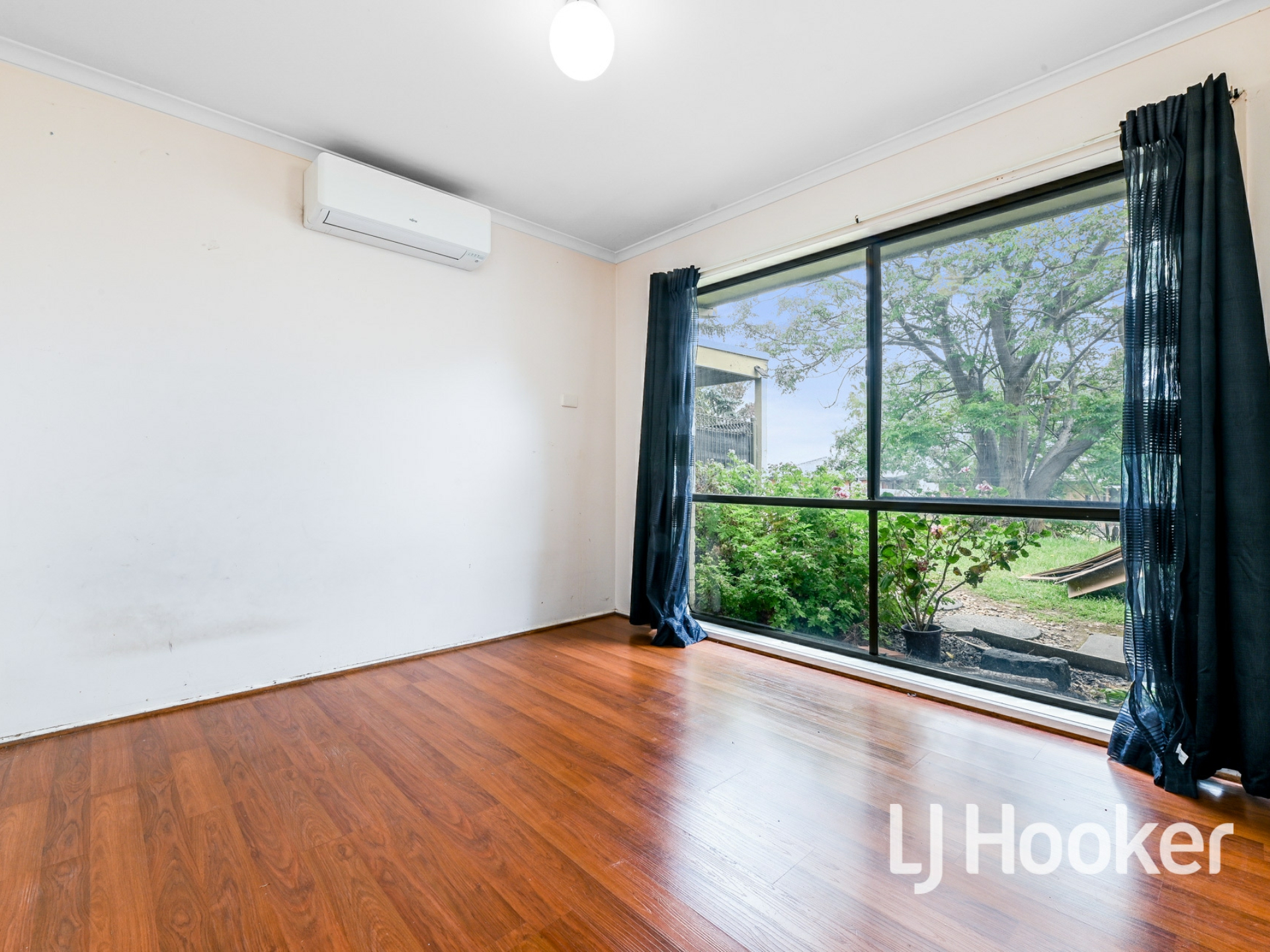 5 Springfield Crescent, HAMPTON PARK