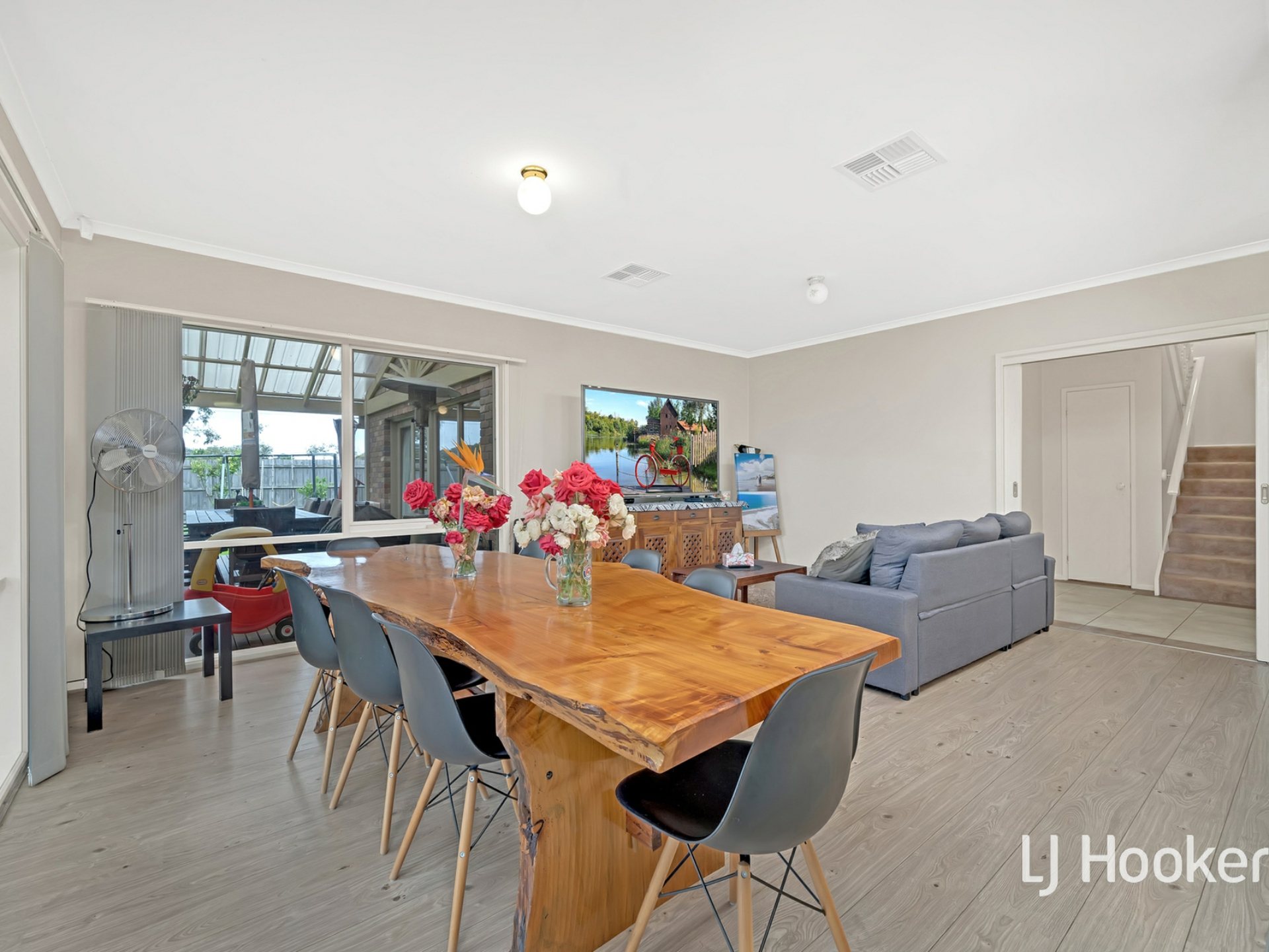 64-66 Kennington Park Drive, ENDEAVOUR HILLS