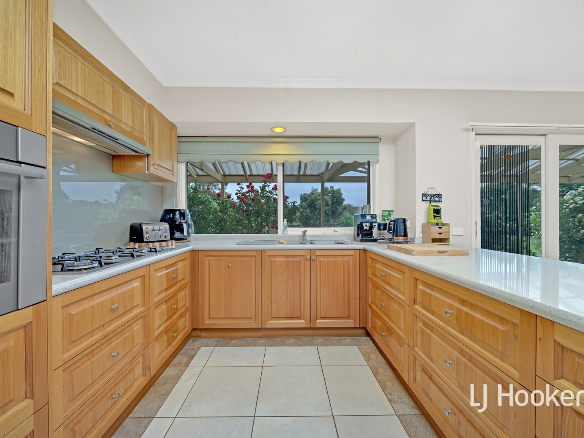 64-66 Kennington Park Drive, ENDEAVOUR HILLS