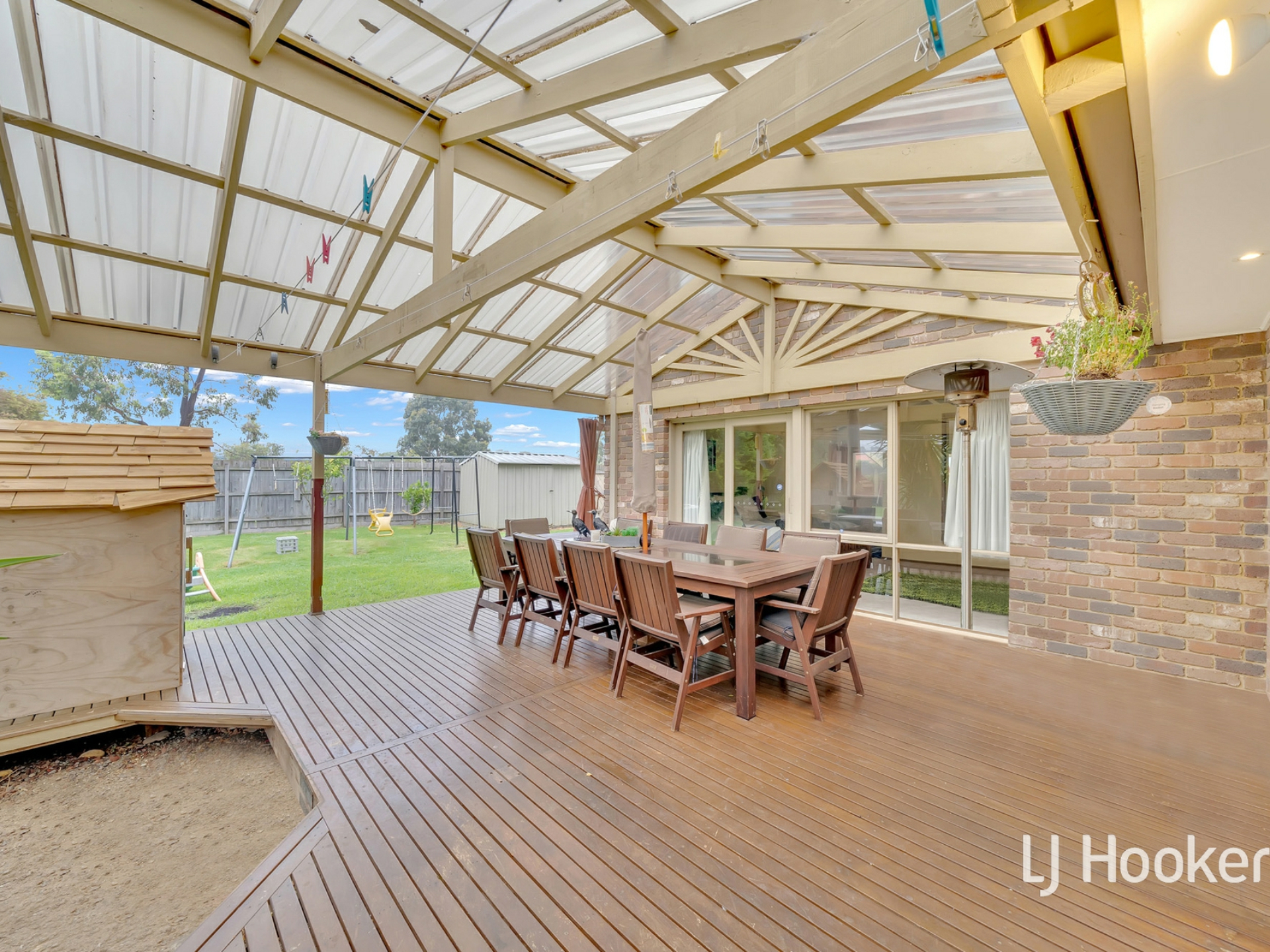 64-66 Kennington Park Drive, ENDEAVOUR HILLS