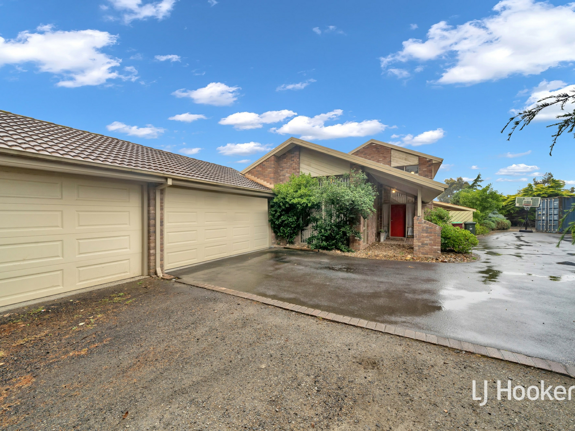 64-66 Kennington Park Drive, ENDEAVOUR HILLS