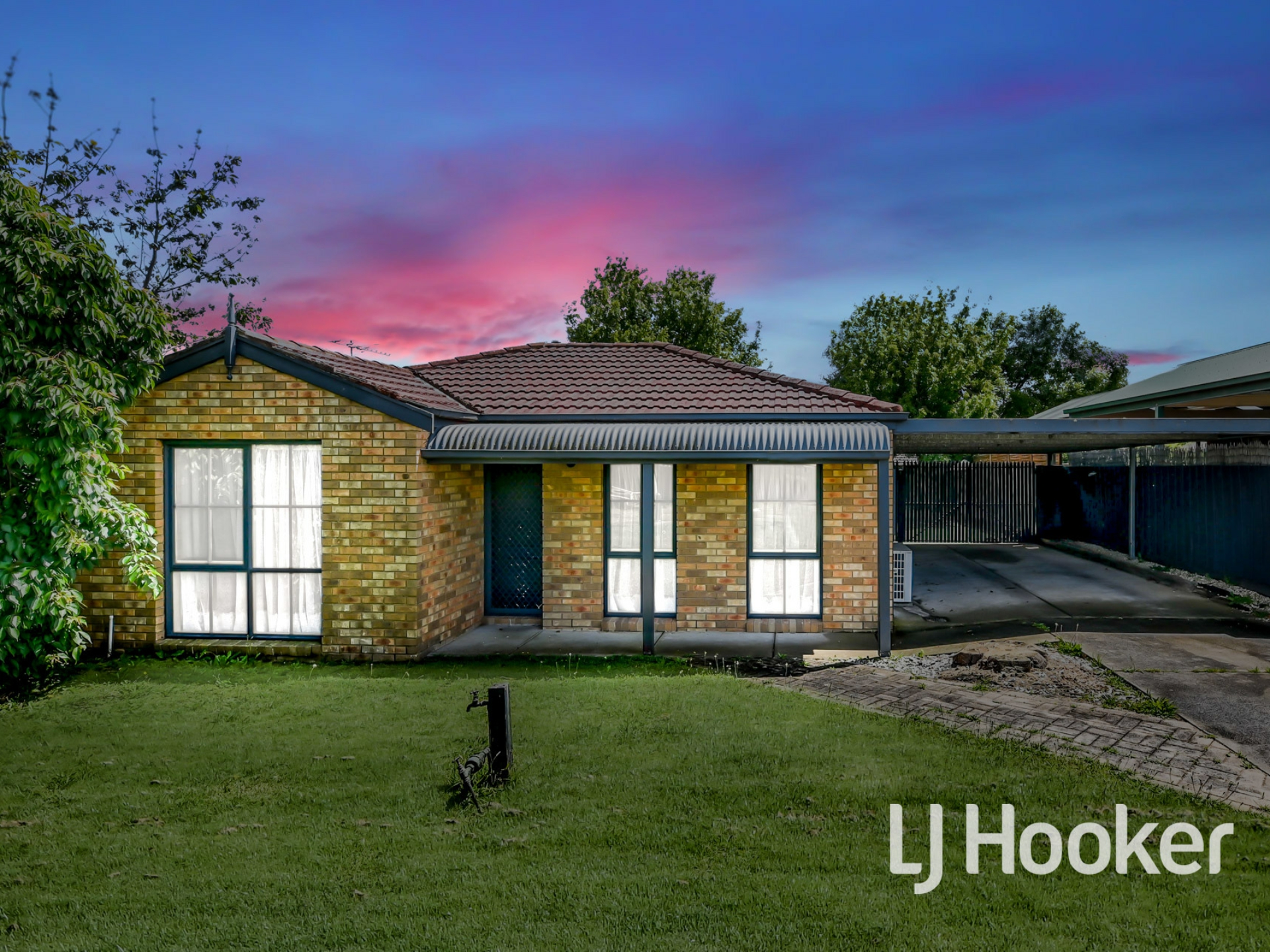 19 Hillview Rise, Hampton Park