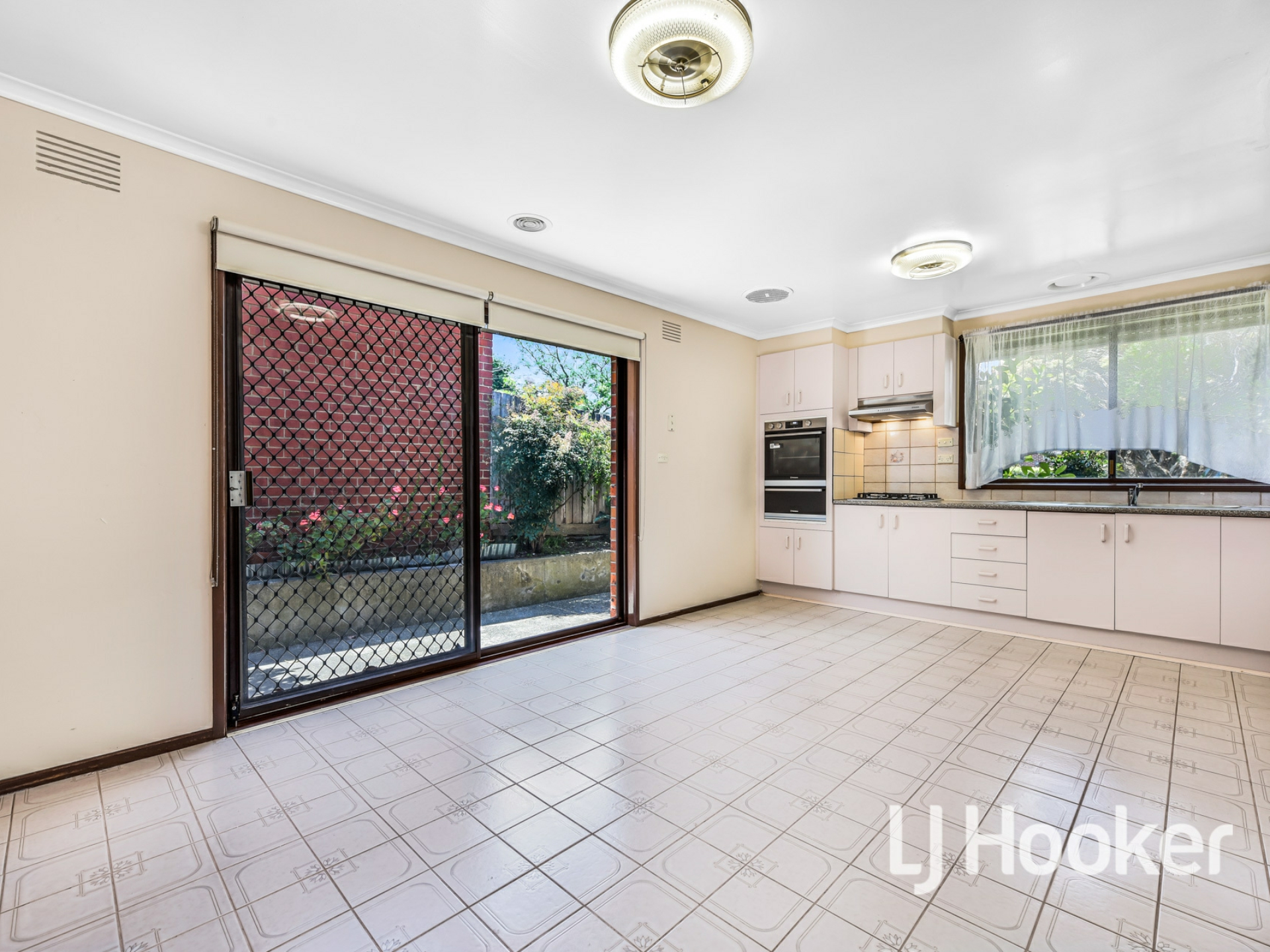 1 Meadows Court, CHADSTONE