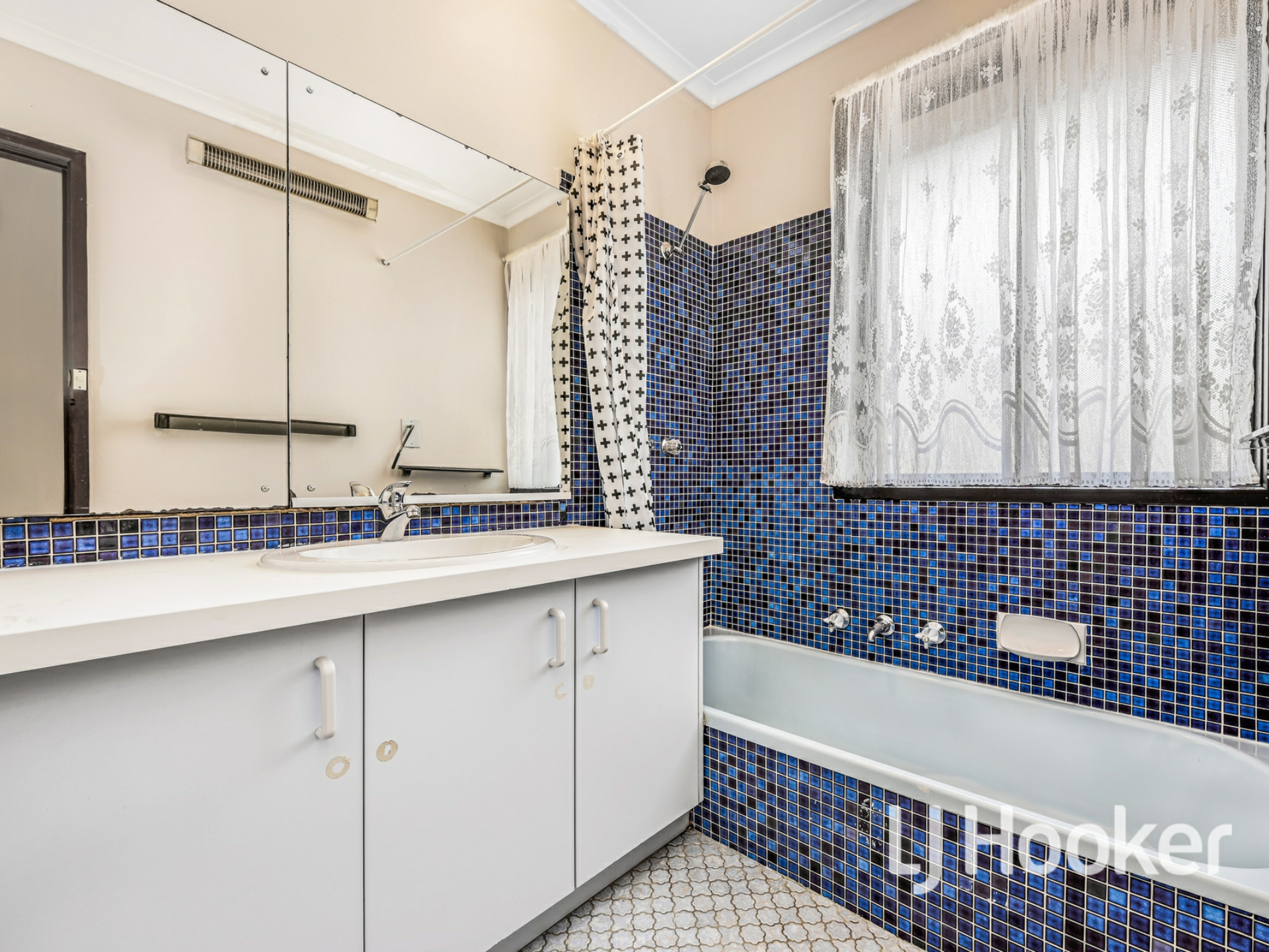 1 Meadows Court, CHADSTONE