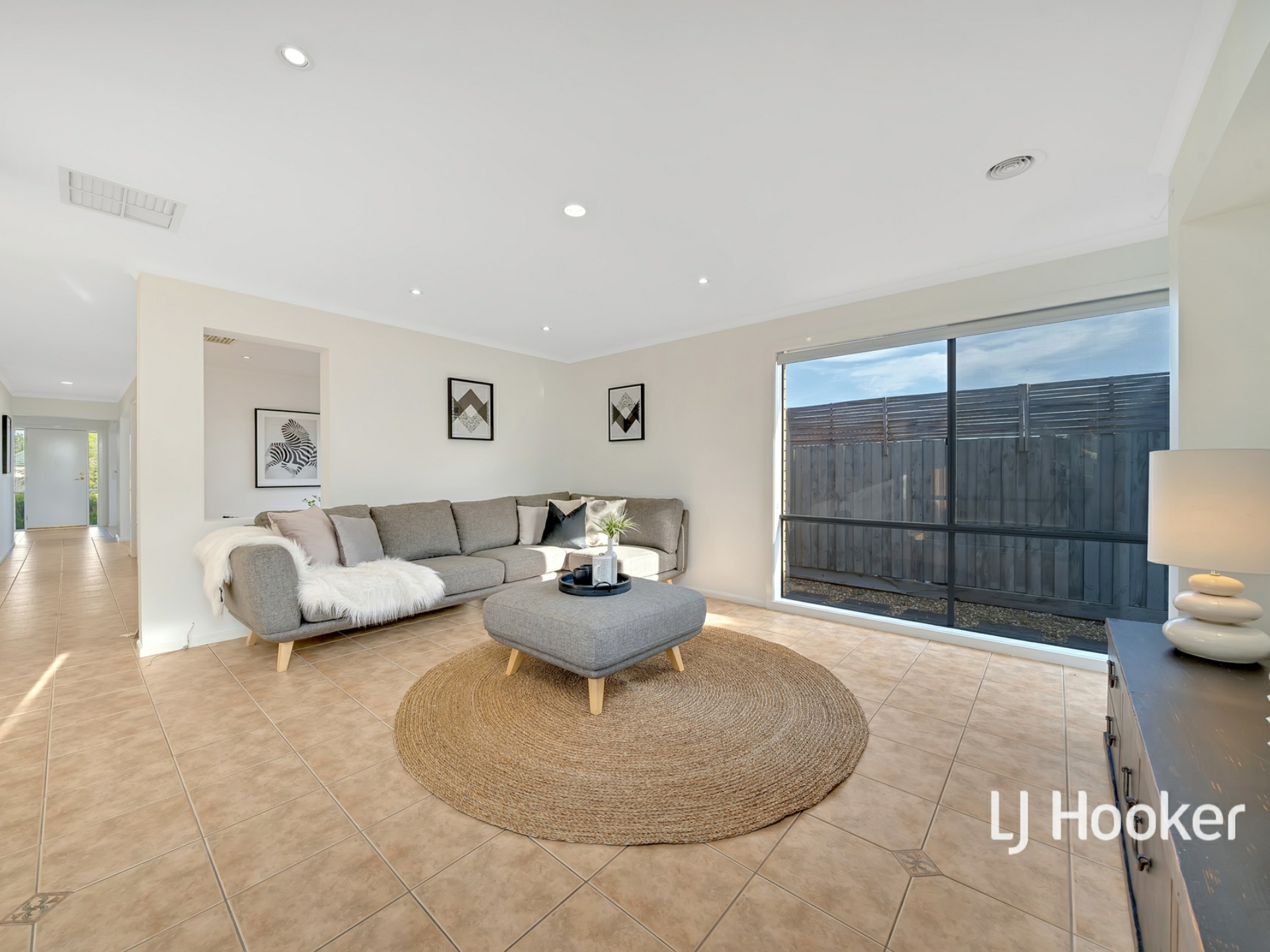 4 Imperia Close, NARRE WARREN SOUTH