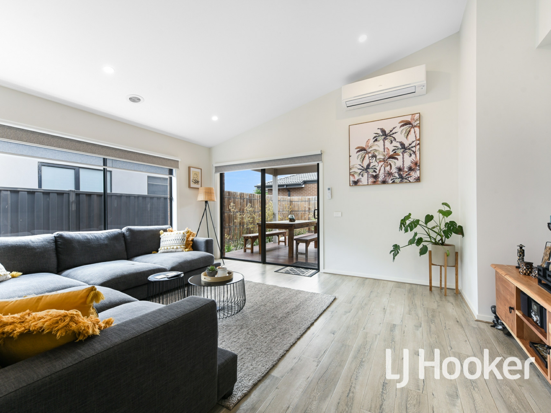 41 Brittle Gum Road, CRANBOURNE EAST