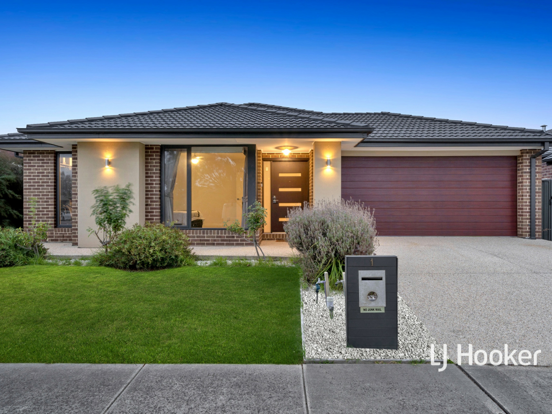 1 Zeus Avenue, CRANBOURNE WEST