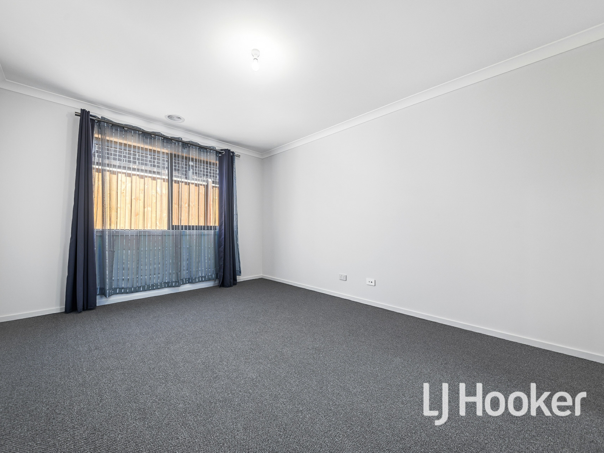 15 Candice Grove, CRANBOURNE