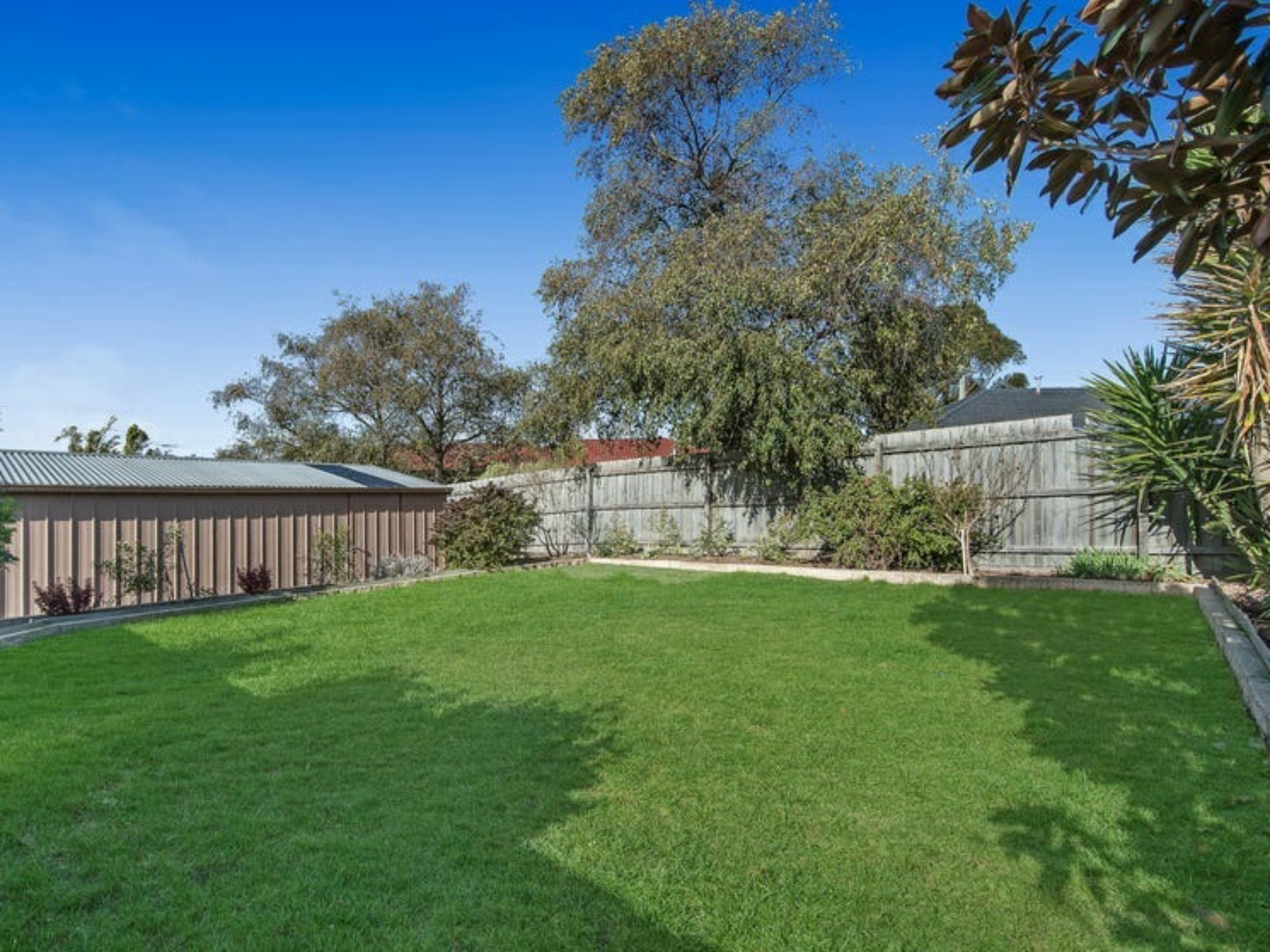 46 Springfield Crescent, HAMPTON PARK