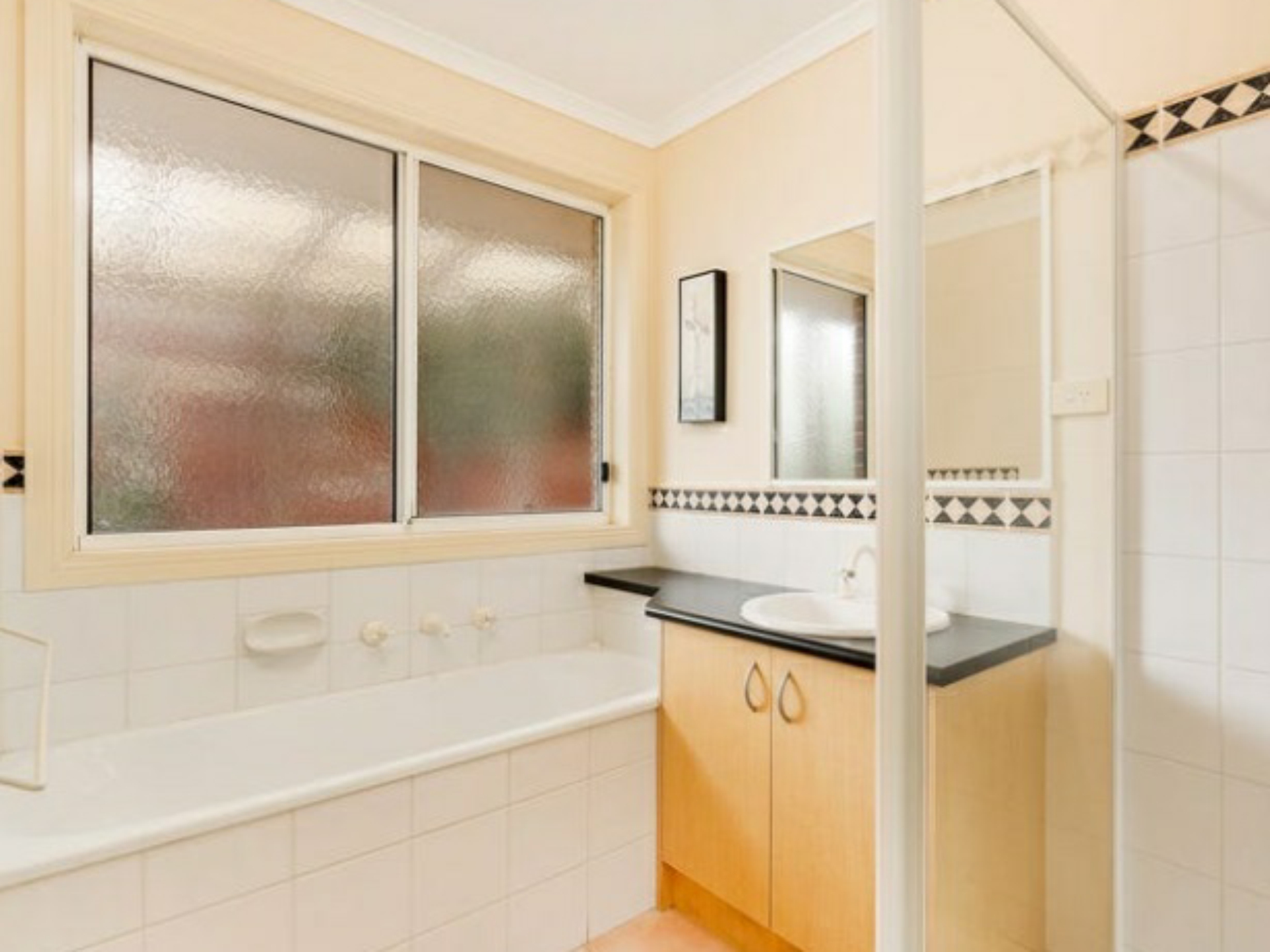 10 Ebony Drive, PAKENHAM