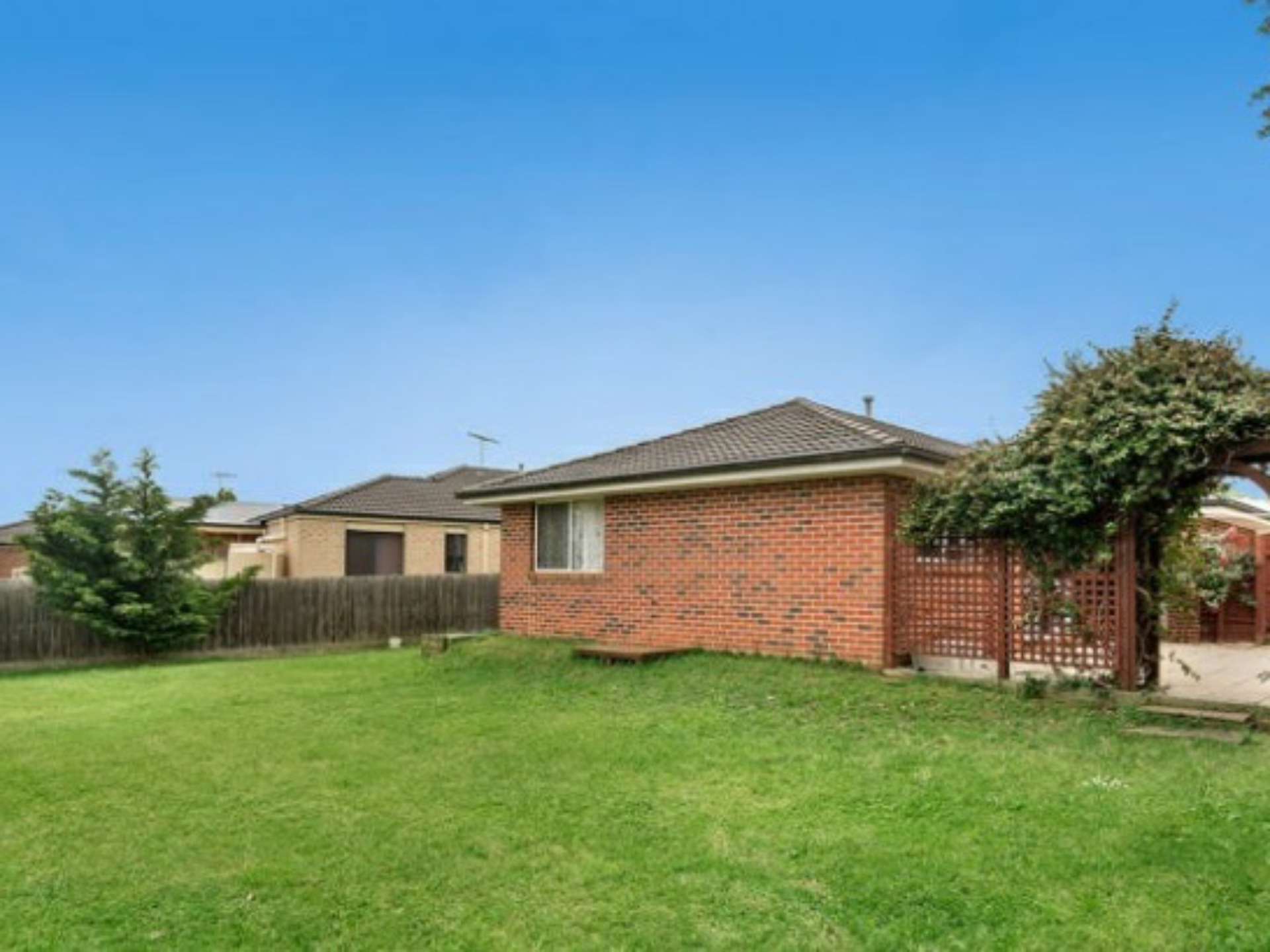10 Ebony Drive, PAKENHAM