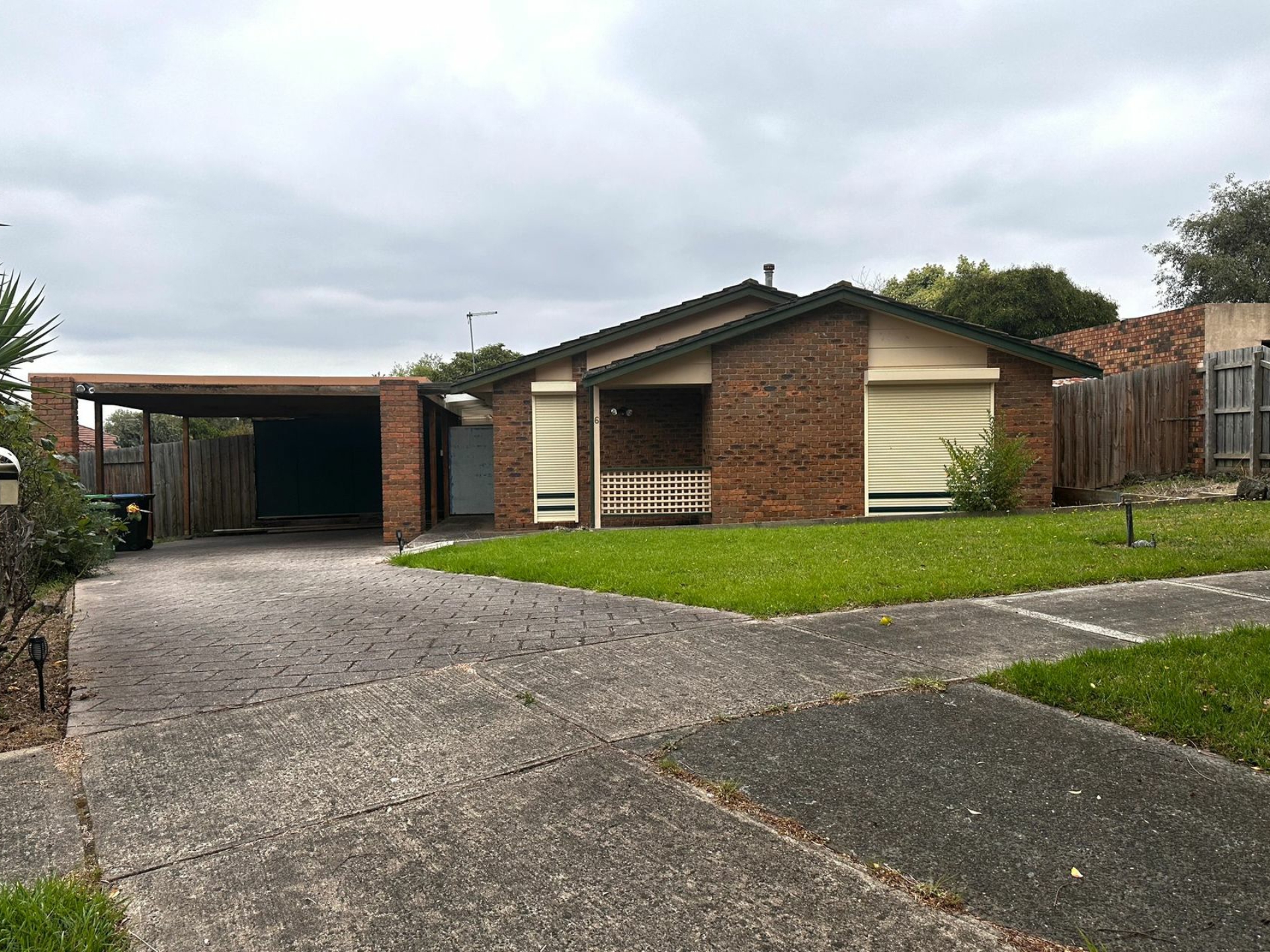 6 Coronata Court, NARRE WARREN