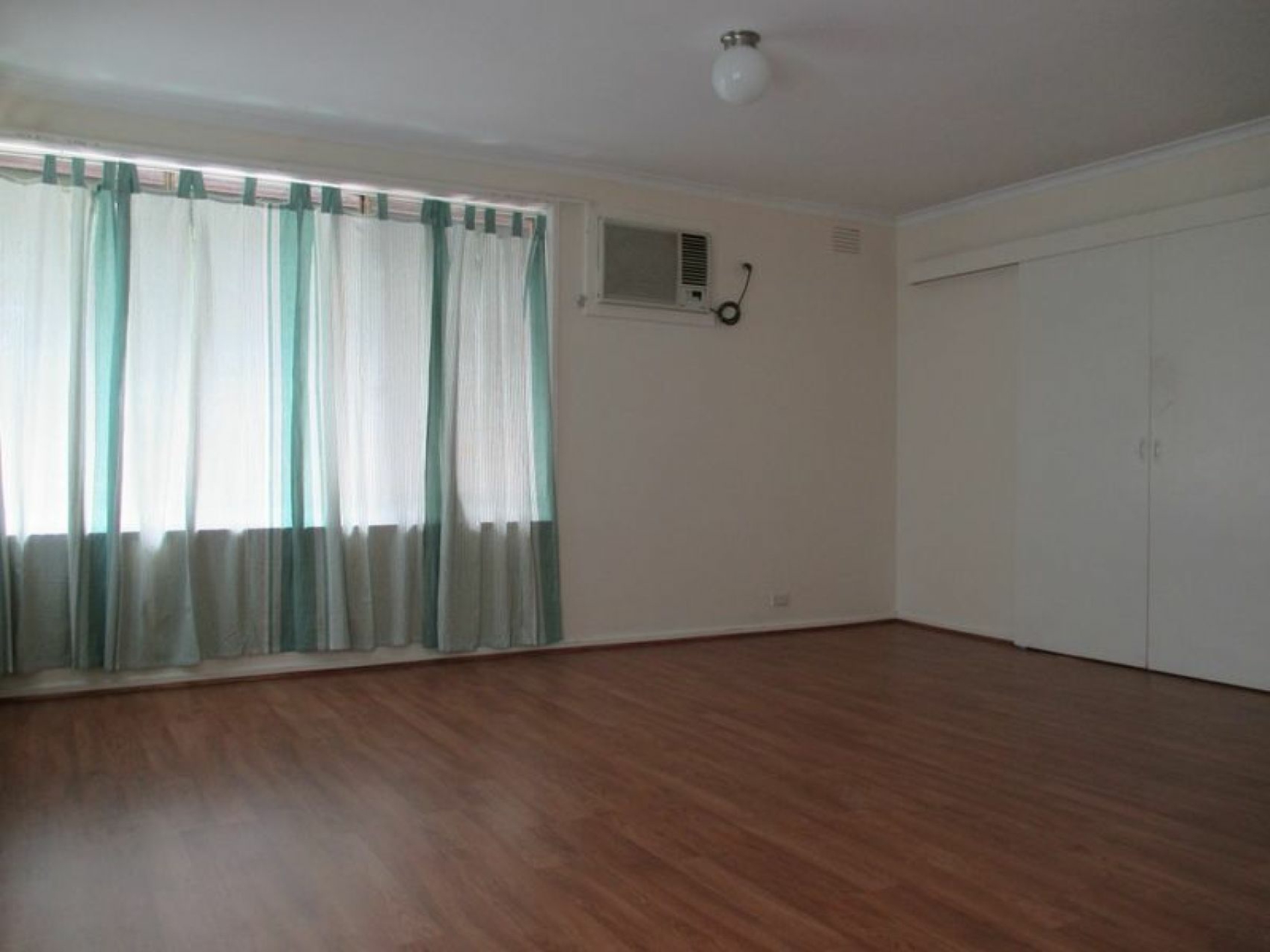 18 Mark Court, HAMPTON PARK