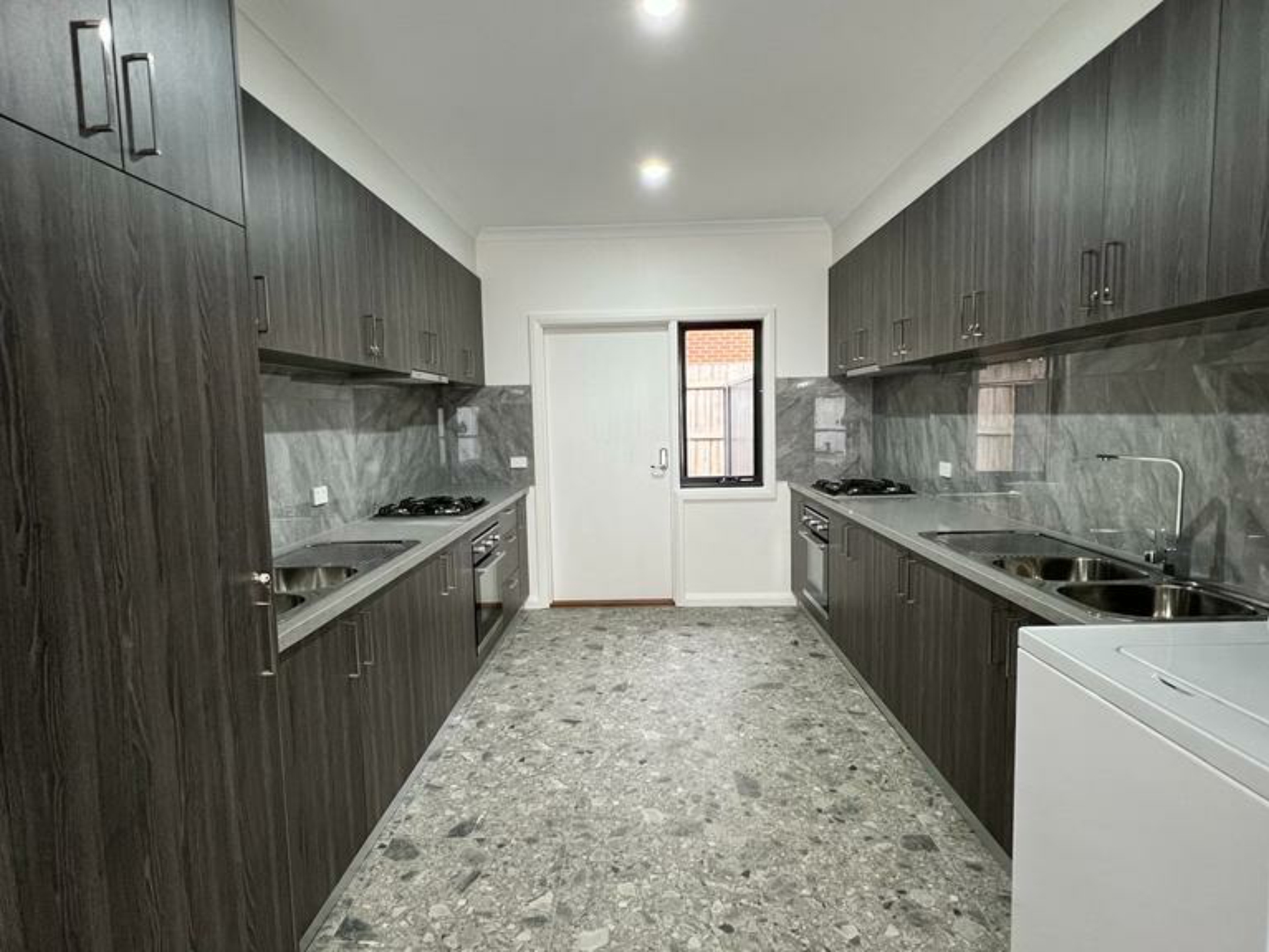2 Albert Road, HALLAM