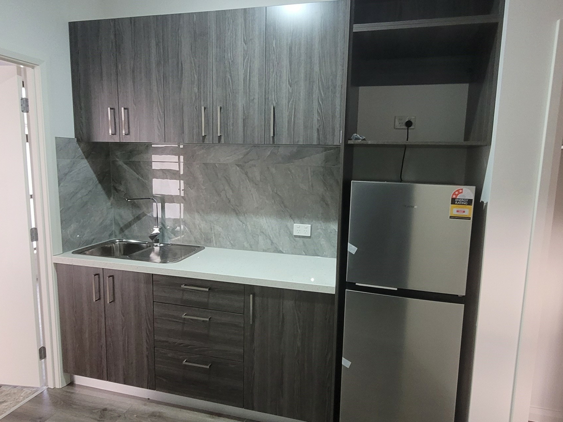 2 Albert Road, HALLAM