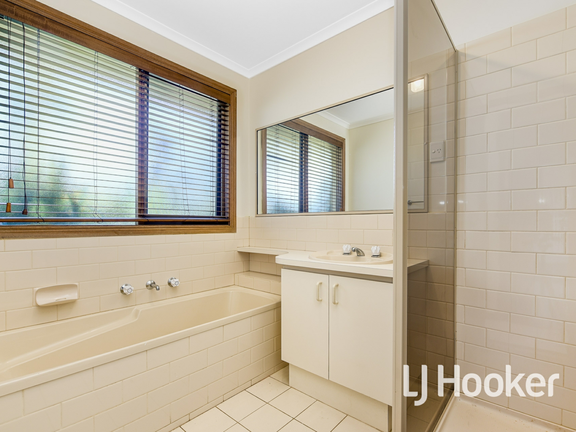 5 Culcairn Court, NARRE WARREN SOUTH
