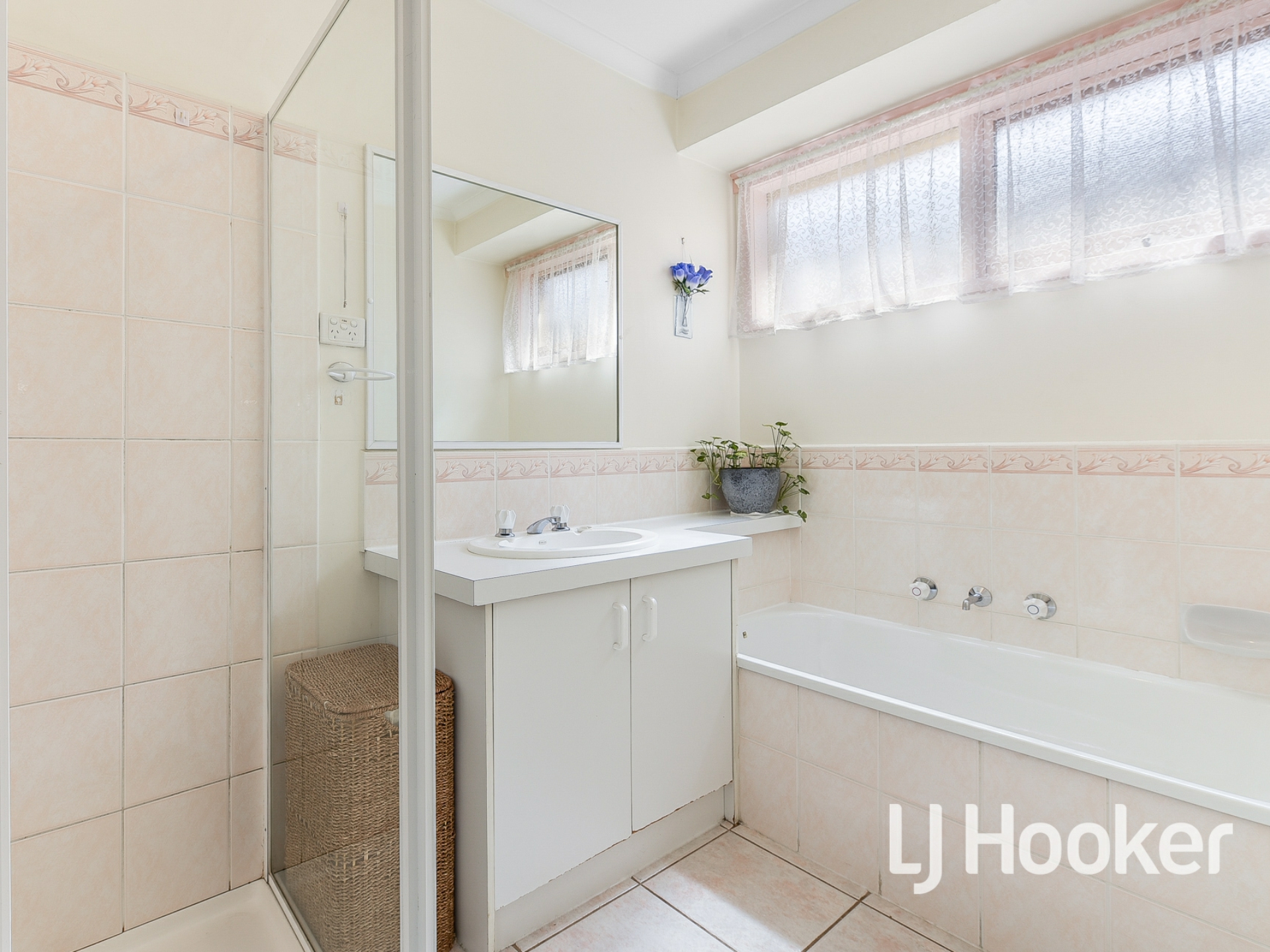 18 Amber Drive, HAMPTON PARK