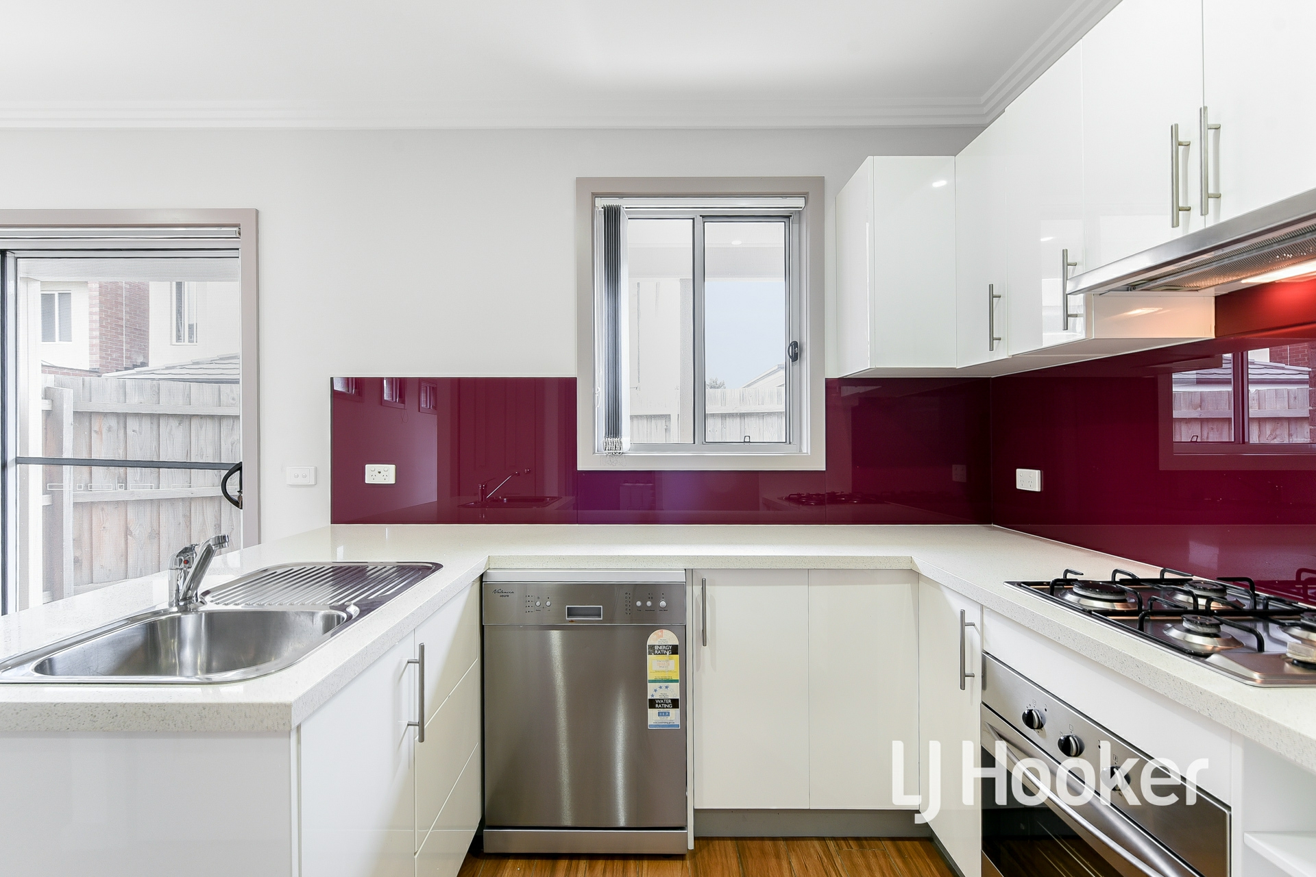 4 Ashford Close, HAMPTON PARK