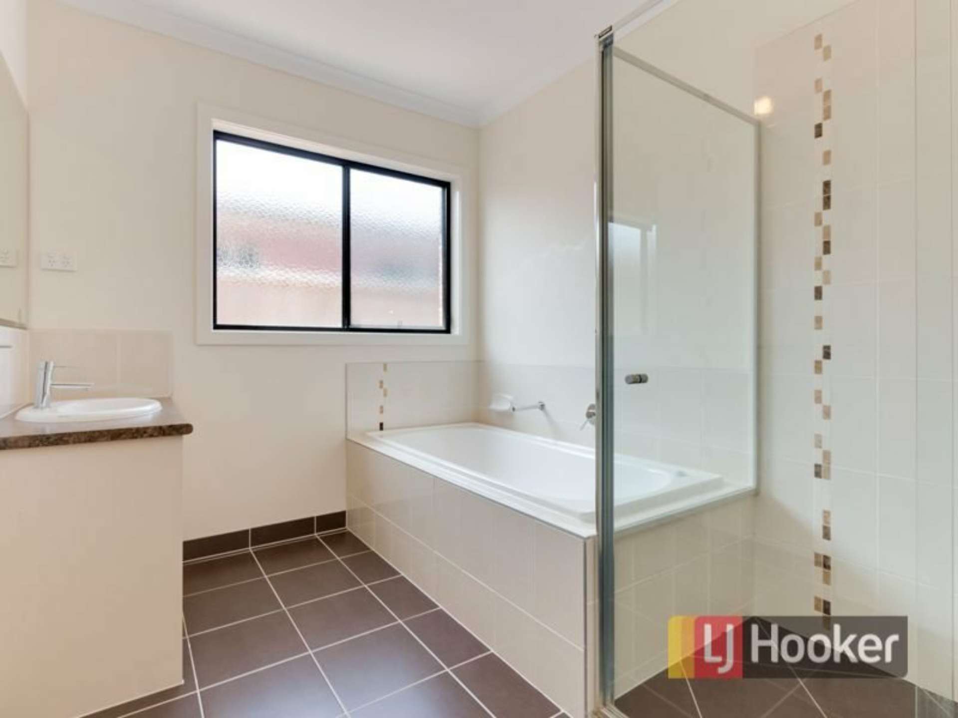 3 Tilly Place, LYNBROOK