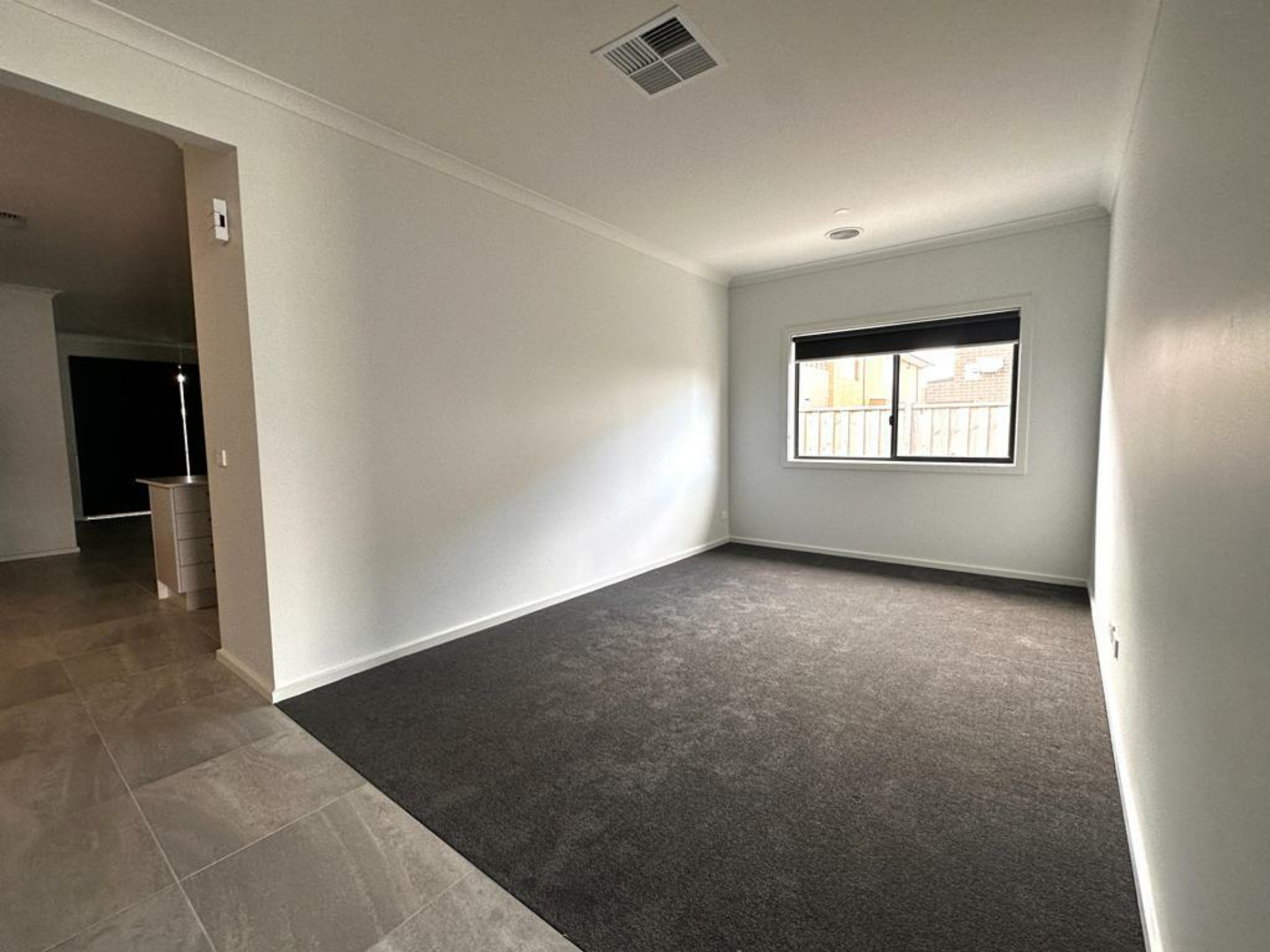 4 Verdant Drive, CLYDE NORTH