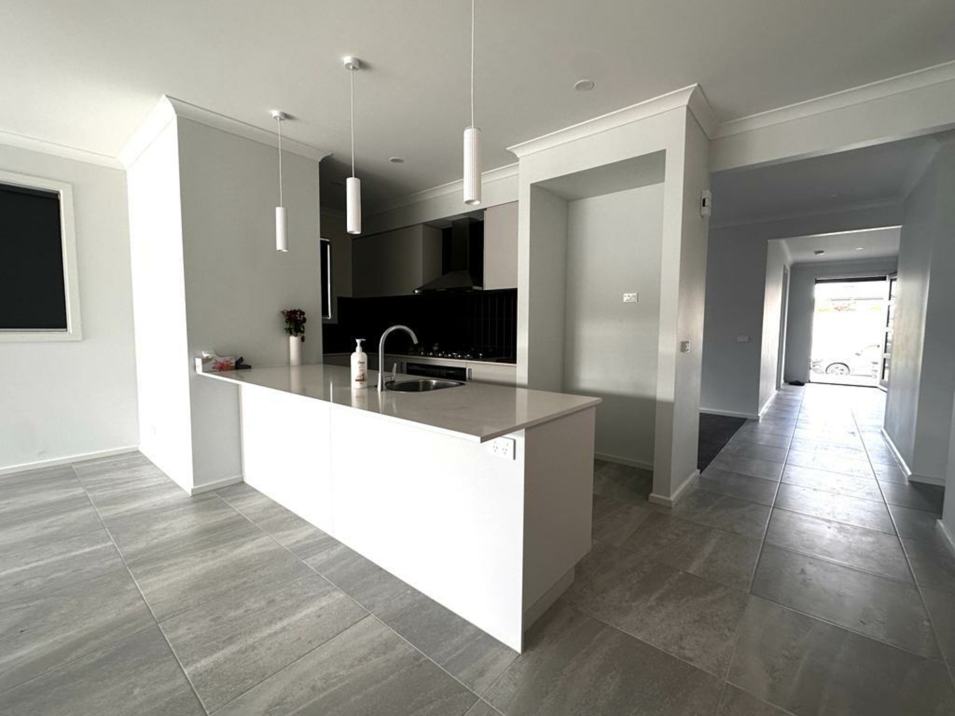 4 Verdant Drive, CLYDE NORTH