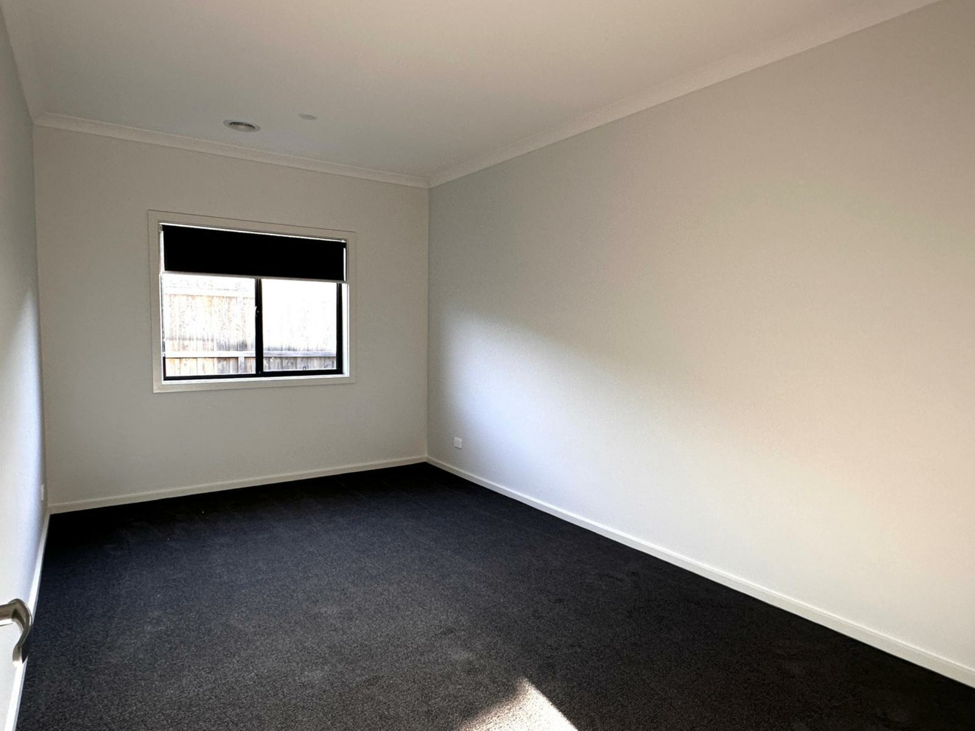 4 Verdant Drive, CLYDE NORTH