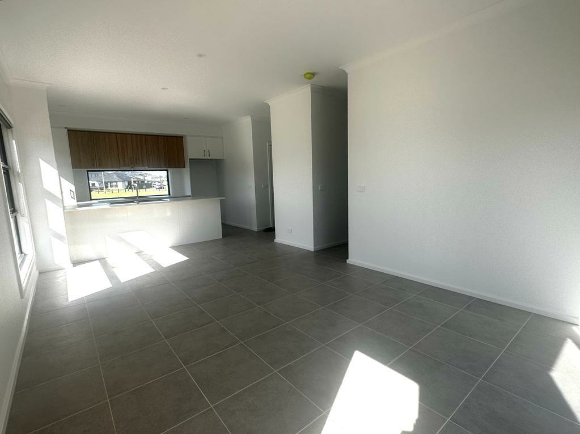28 Monterey Loop, CLYDE