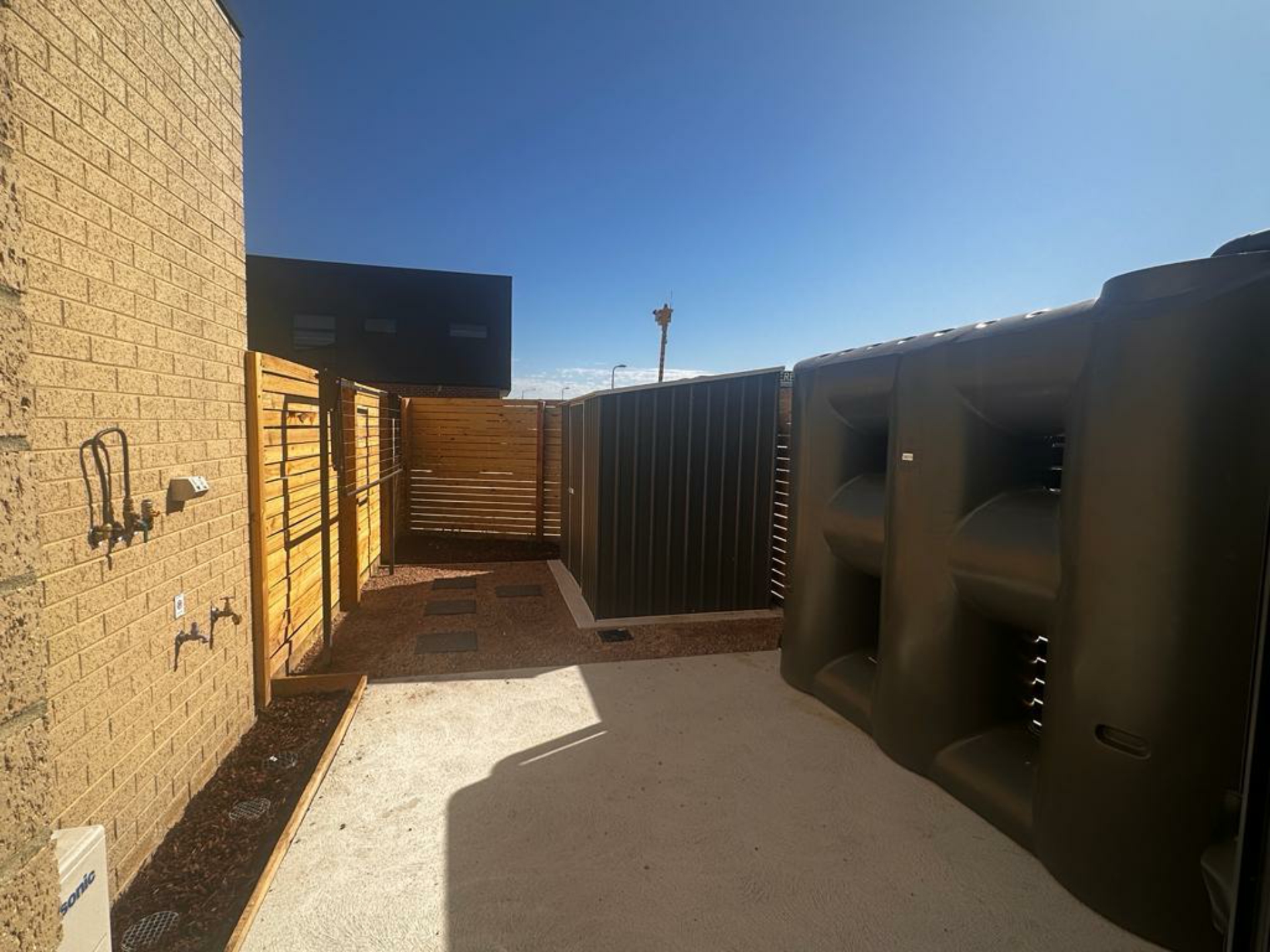 28 Monterey Loop, CLYDE